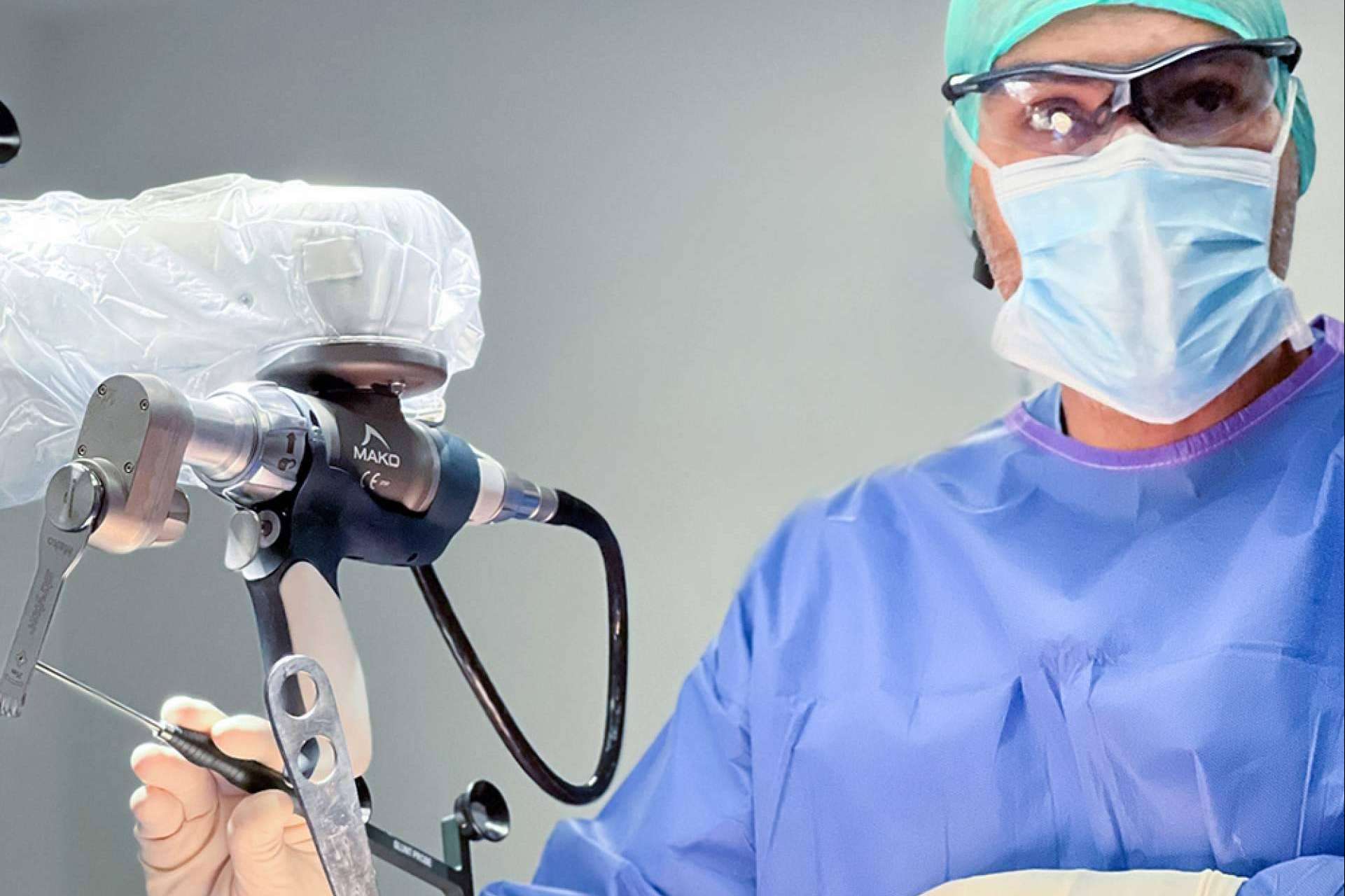Cirugía robótica con Mako SmartRobotics, tecnología al servicio de la salud