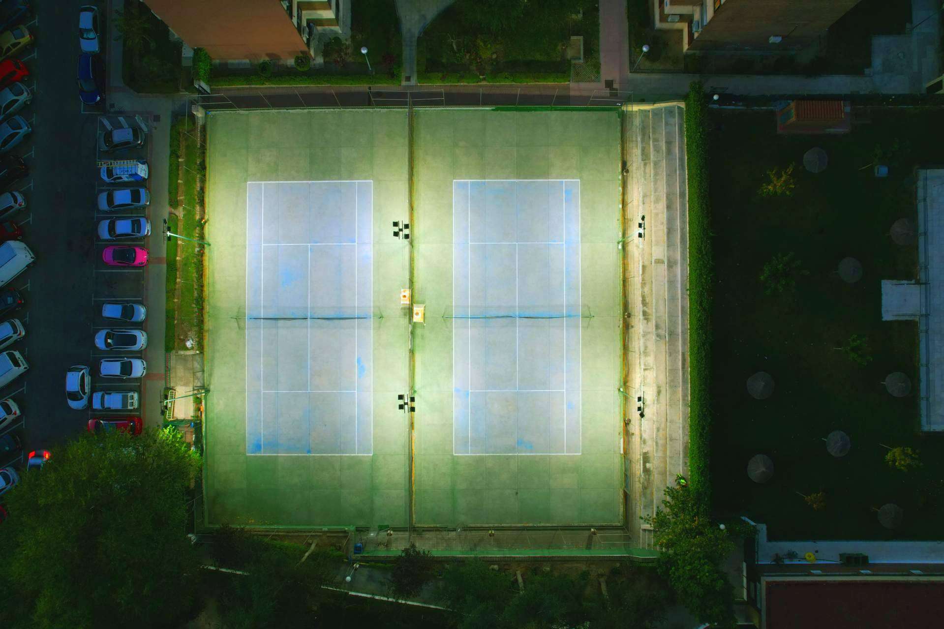 Óptima LED ofrece una amplia gama de focos LED para tenis