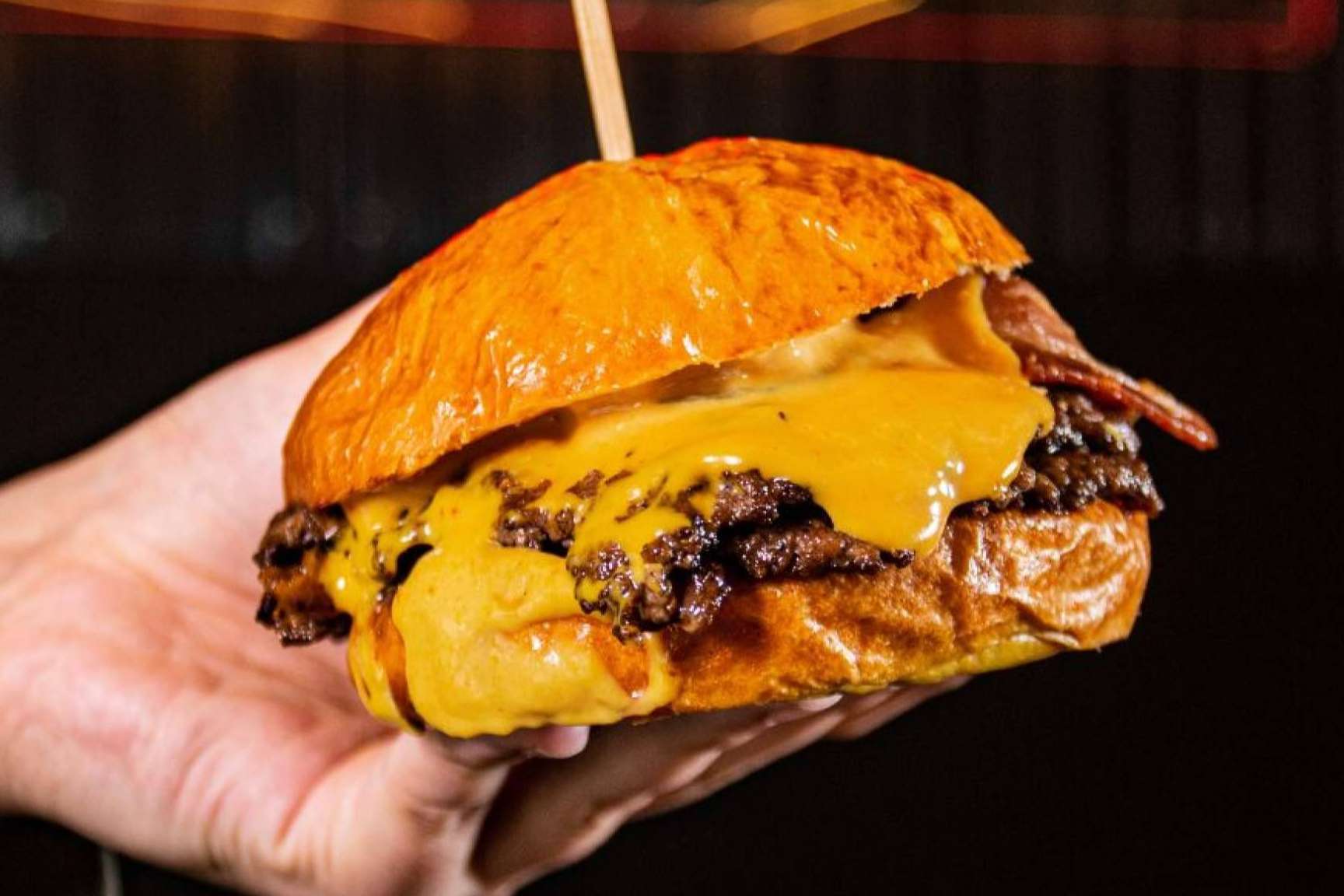 Nuevo local de #PORNEAT en Madrid