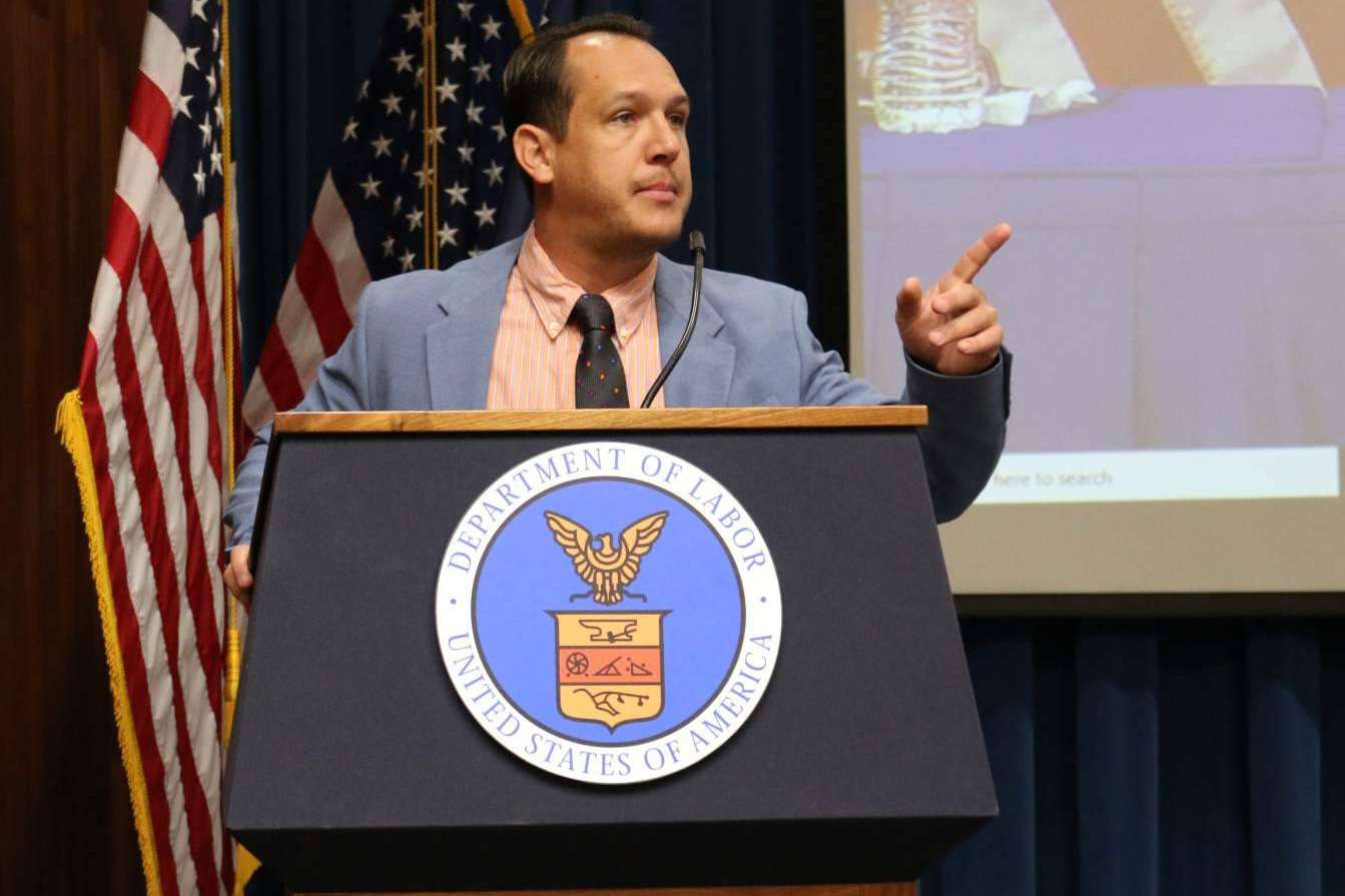 El Instituto de Capacitación en Seguridad de Trabajo en Boston es liderado por Rony Jabour