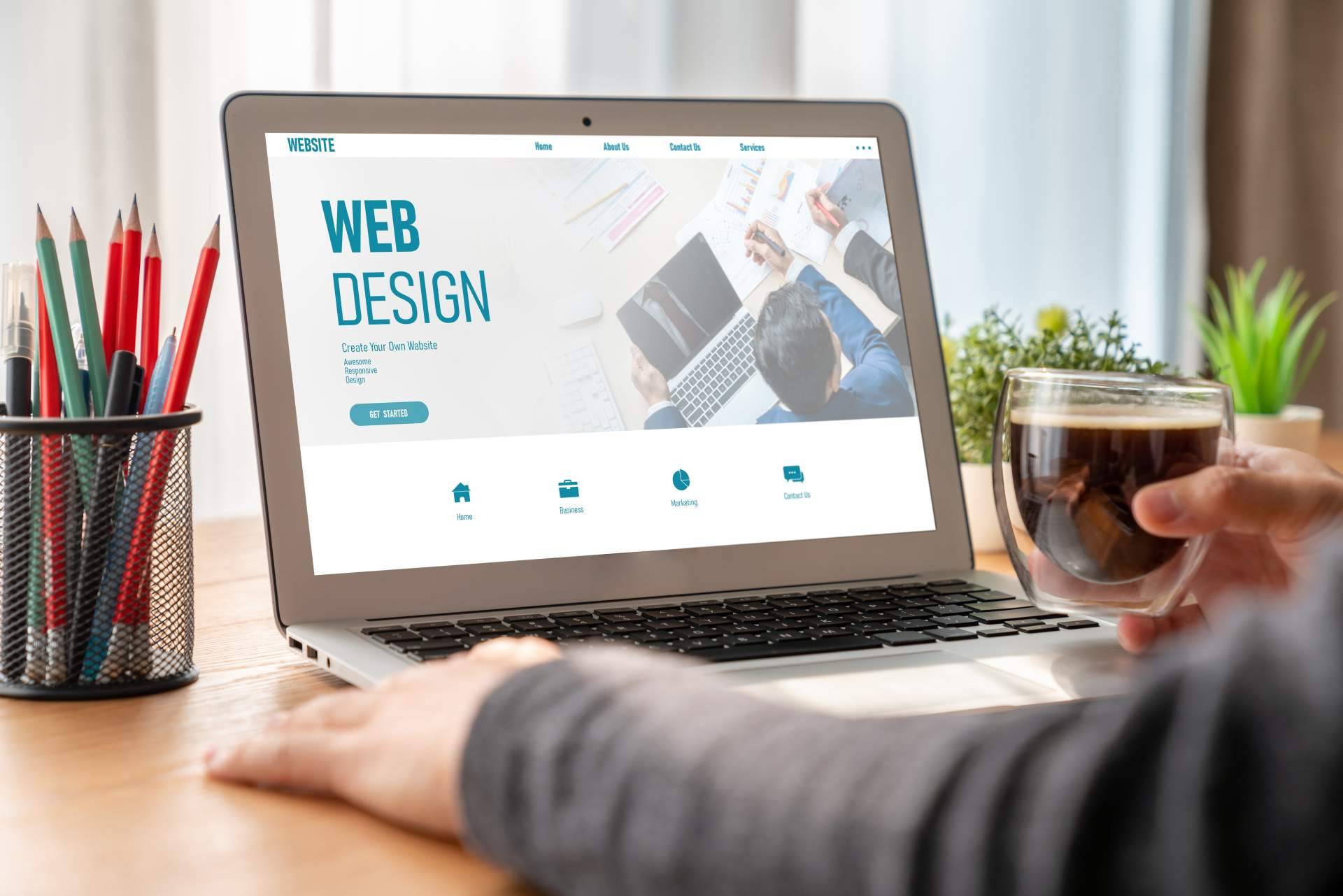 Agora lleva más de 14 años de experiencia en el posicionamiento web