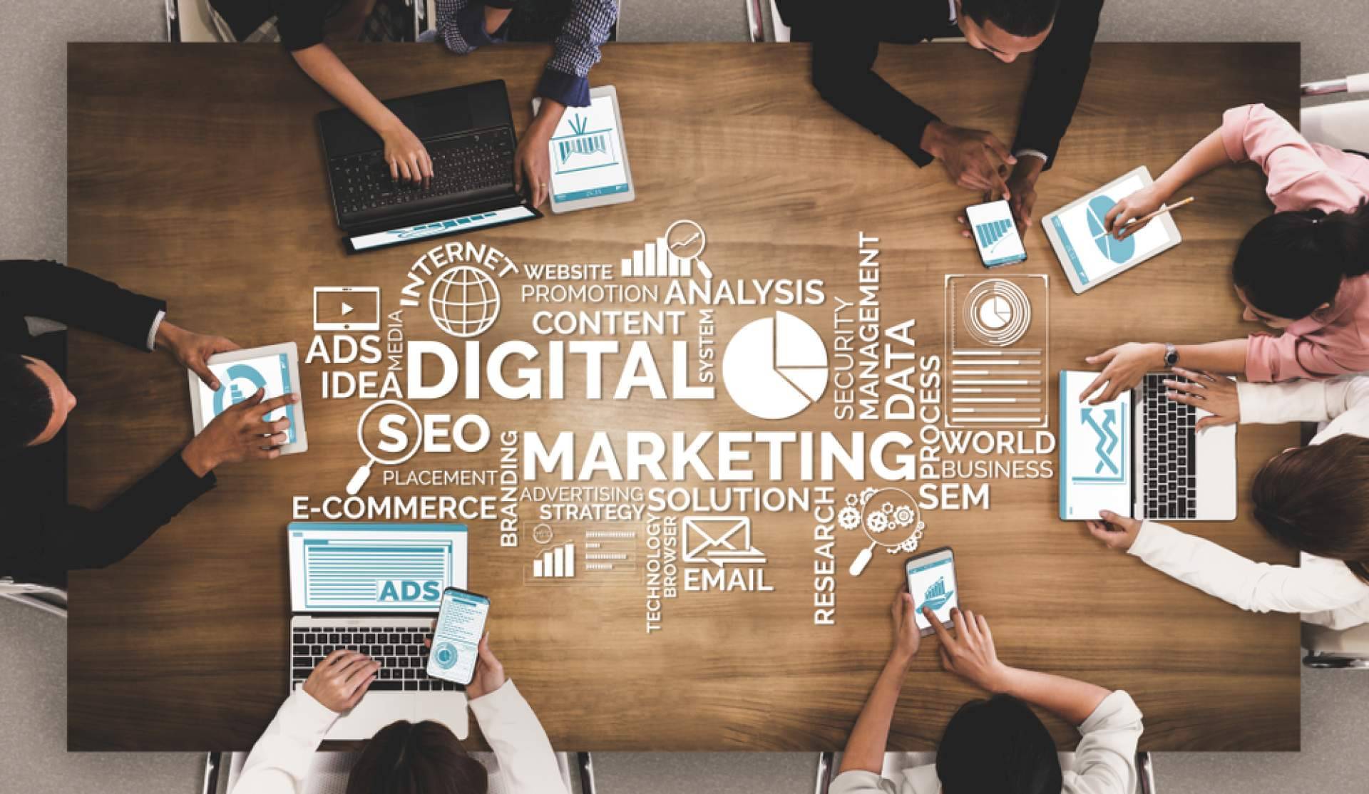 ¿Qué herramientas usan las agencias de marketing hoy en día?, con dupla.ai