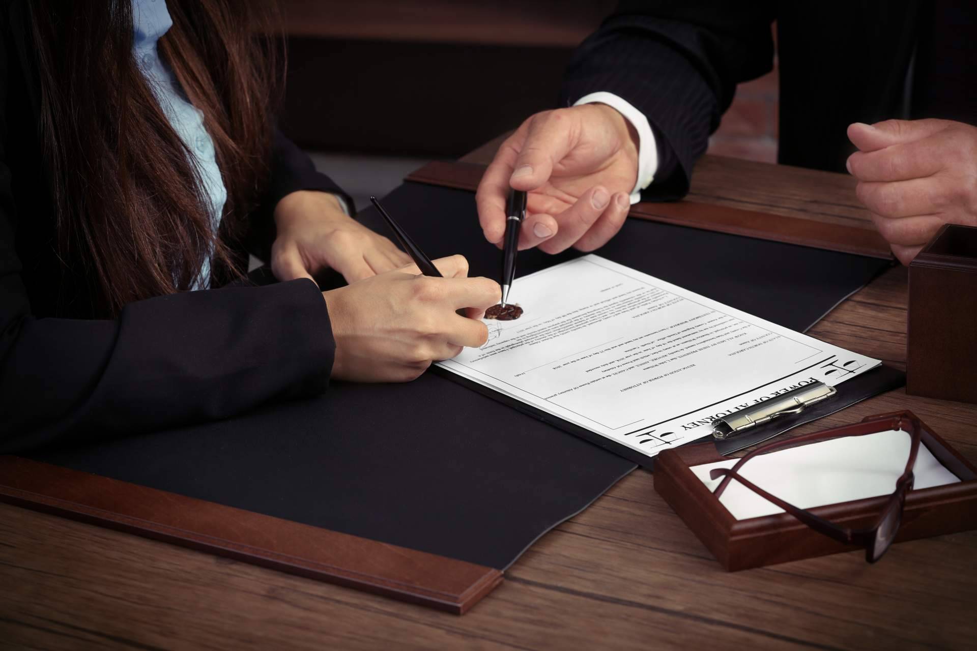 Por qué es necesario contar con abogados especialistas para la constitución de una fundación