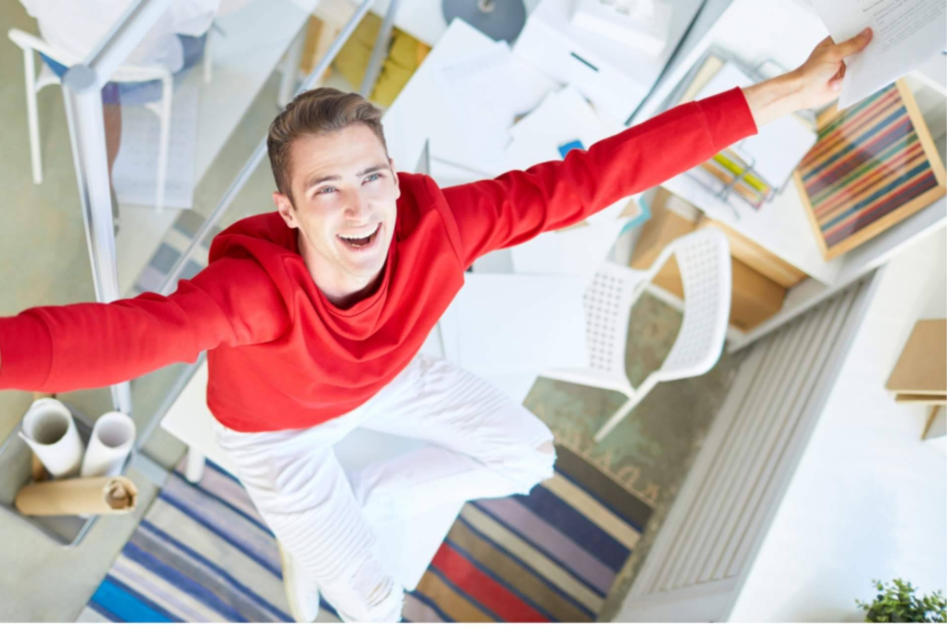 La Casa del TFG  ayuda y asesora a las personas que van a realizar un TFG, TFM o un trabajo universitario