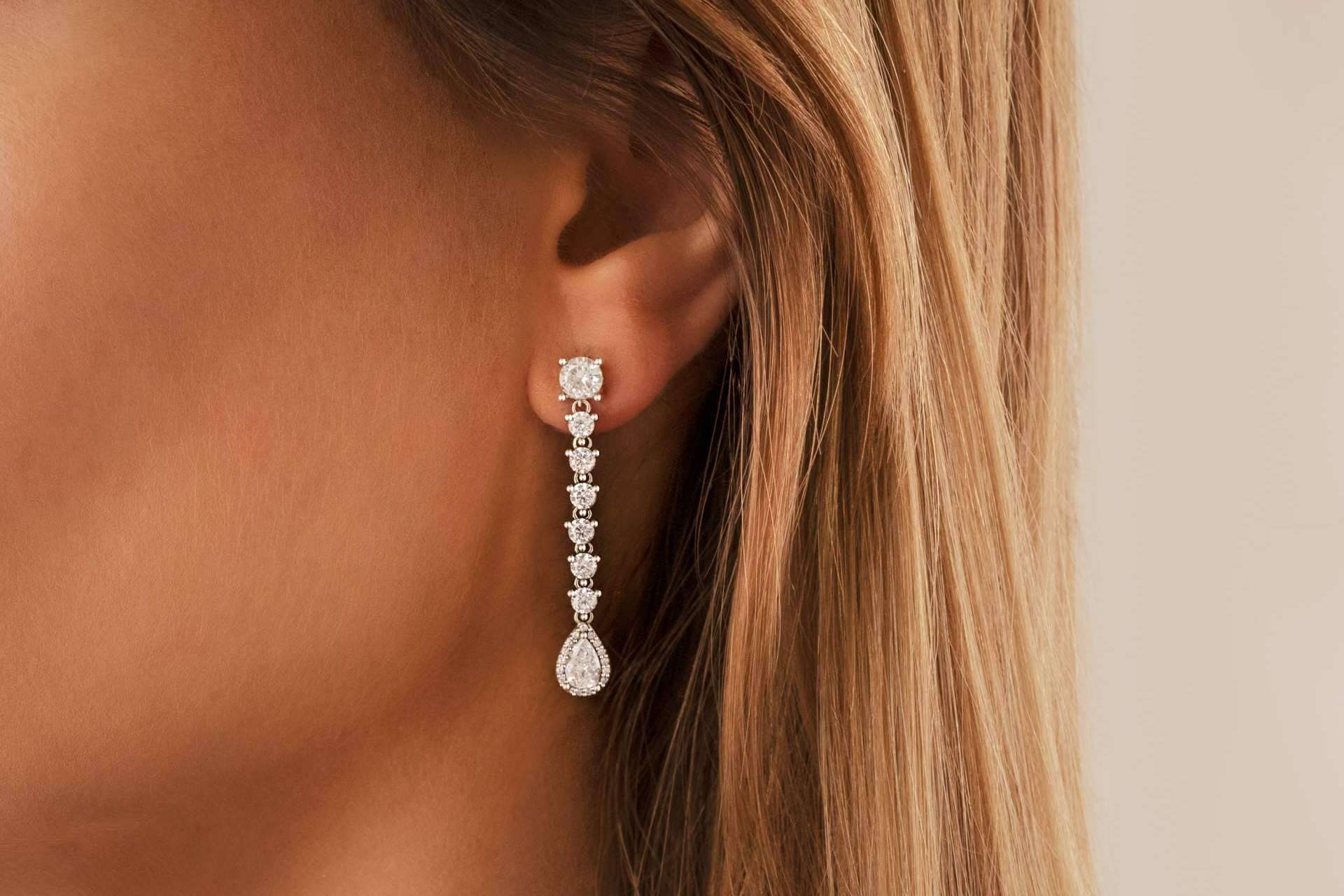 Los pendientes largos de Le Petite Marie