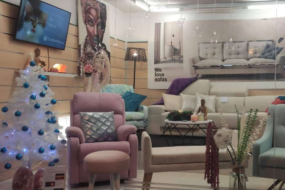 ConfortHouse abre una nueva tienda de muebles en Valdepeñas