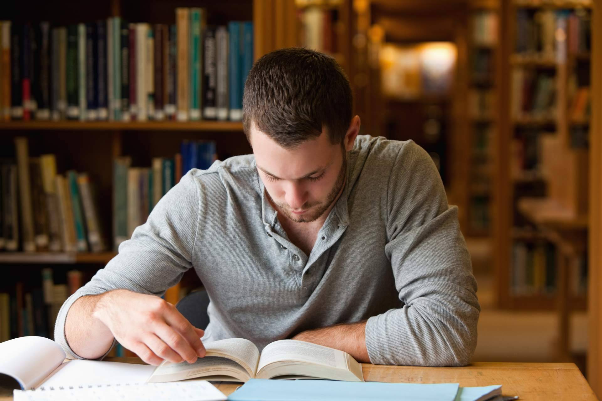Prepararse para el examen PPER mediante la plataforma de estudio Aula PPER