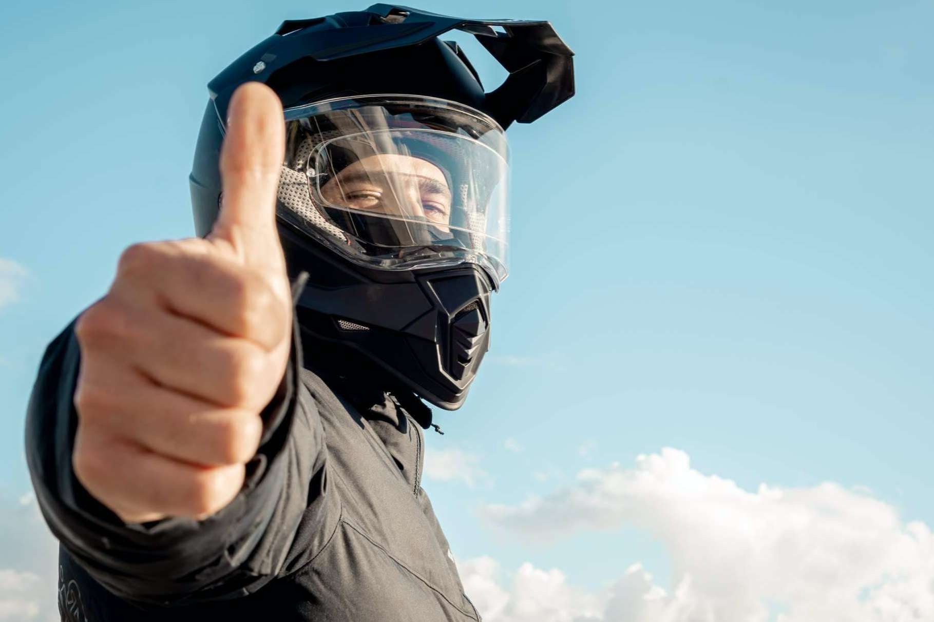 Conocer los beneficios del complemento airbag moto, según Nilmoto