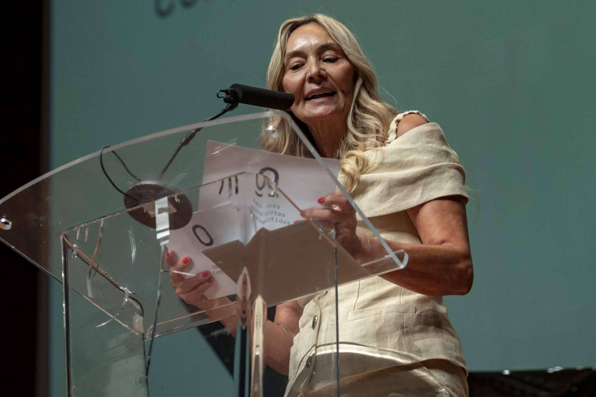 El altavoz de empresas y personas optimistas, 'Anoche tuve un sueño'