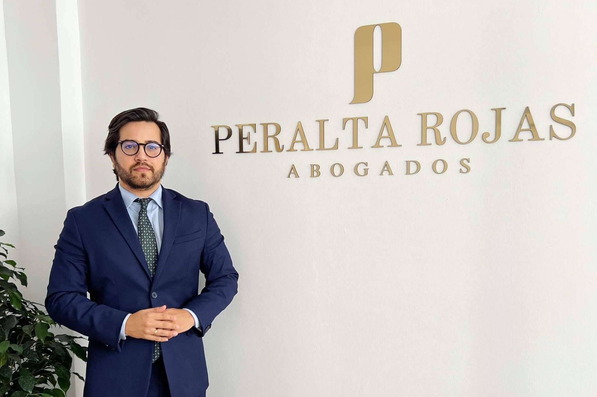 Adquirir una casa y no morir en el intento, con Peralta Rojas Abogados