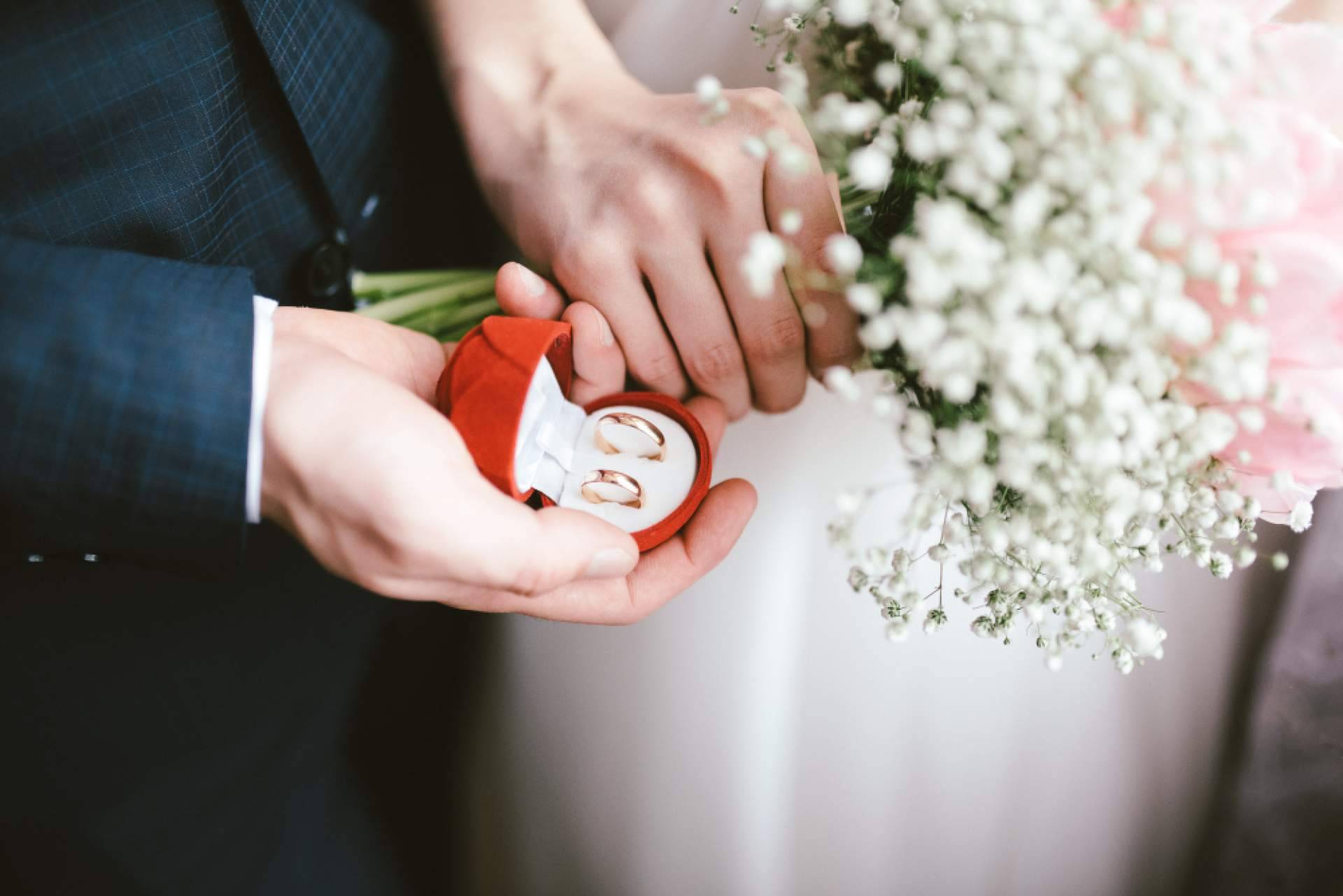 Germán Joyero ofrece alianzas de boda originales