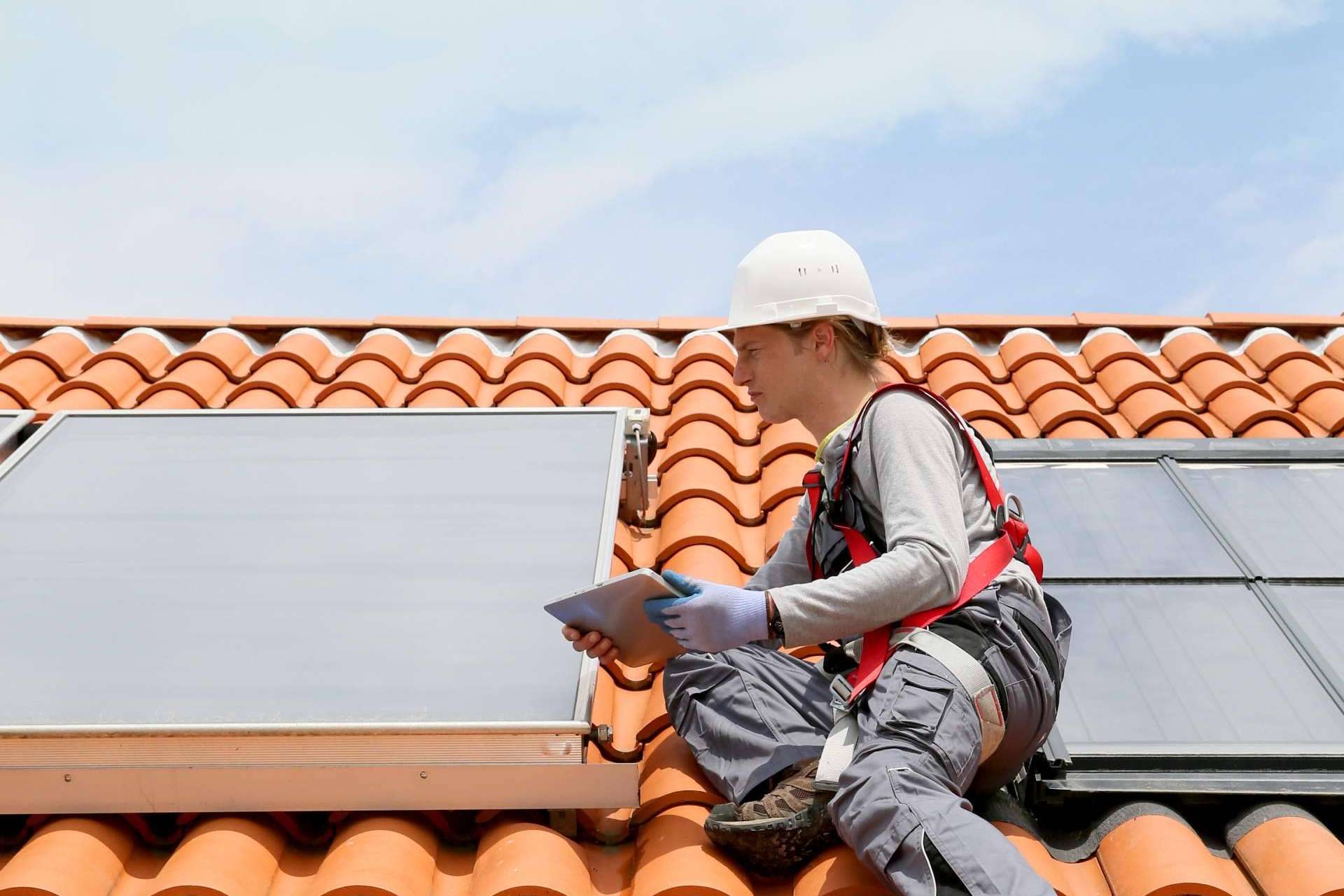 ¿Cómo elegir un instalador de placas solares?, por Soof