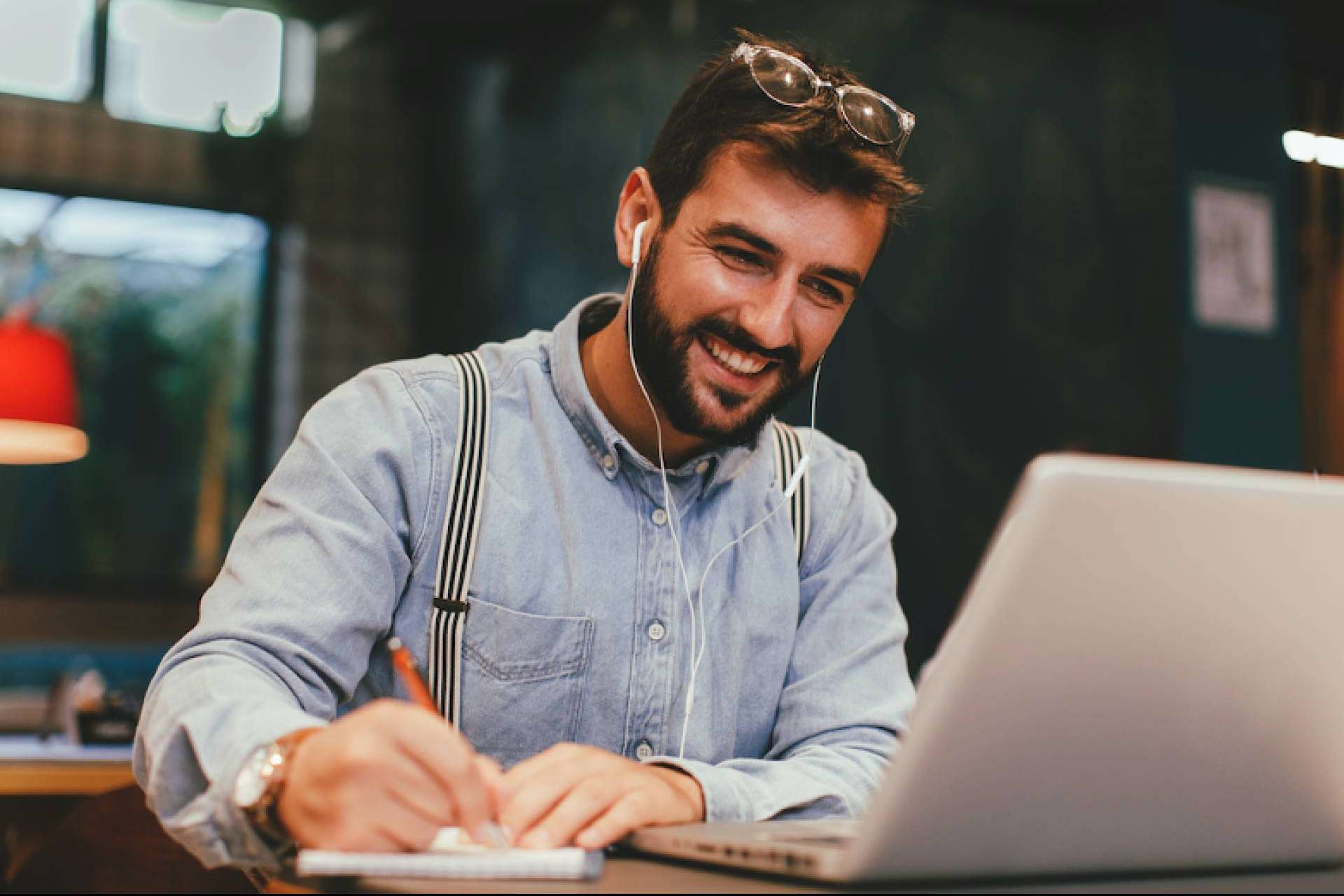 Cursos de inglés para empresas en los que aprender habilidades comunicativas en el terreno profesional, con American Language Academy