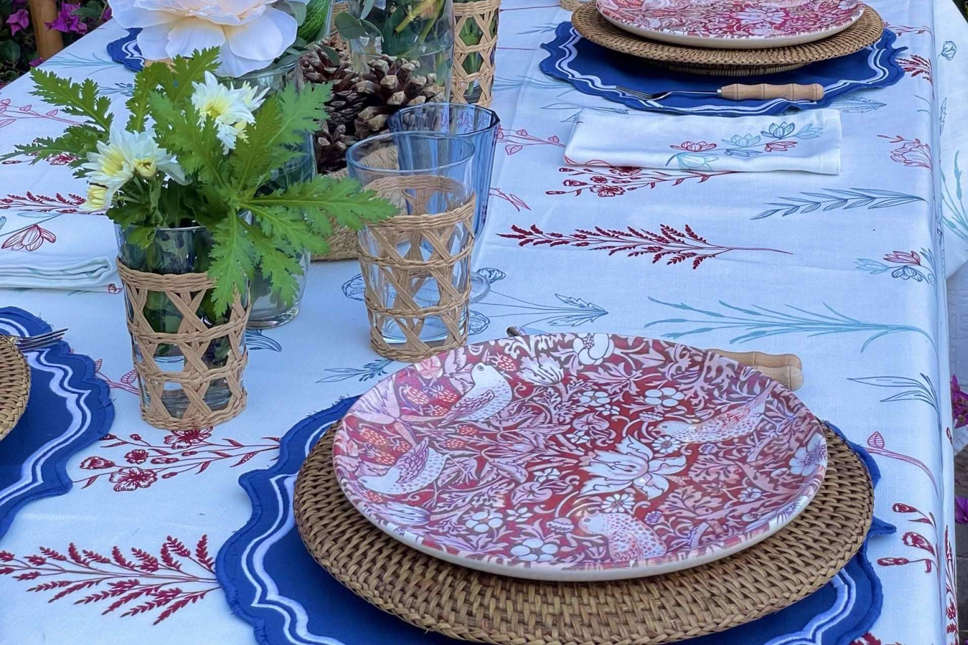 Goodies ofrece colecciones de vajillas y textiles para la decoración de una mesa elegante
