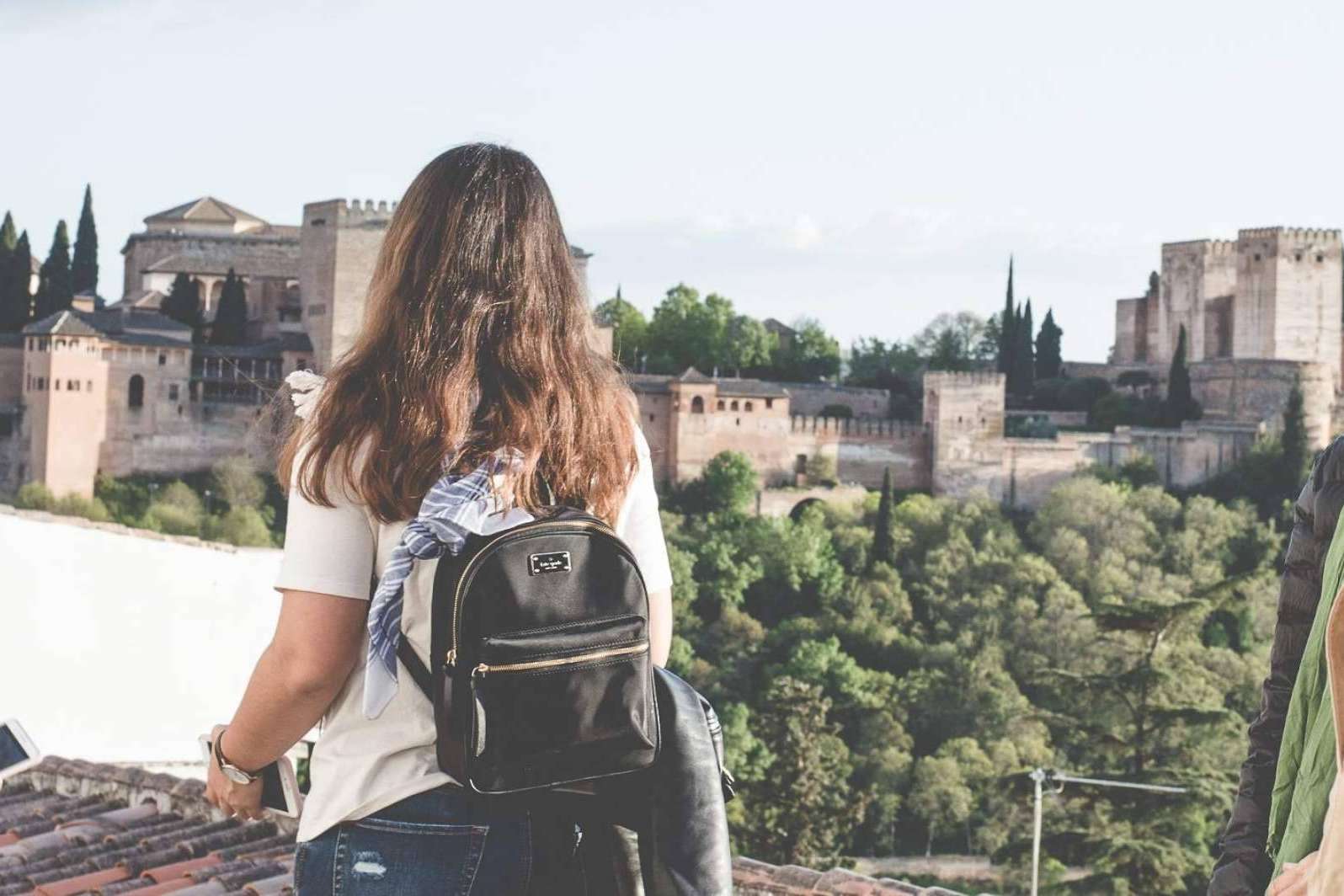 Conocer la cultura y la historia de Granada, con Play Granada
