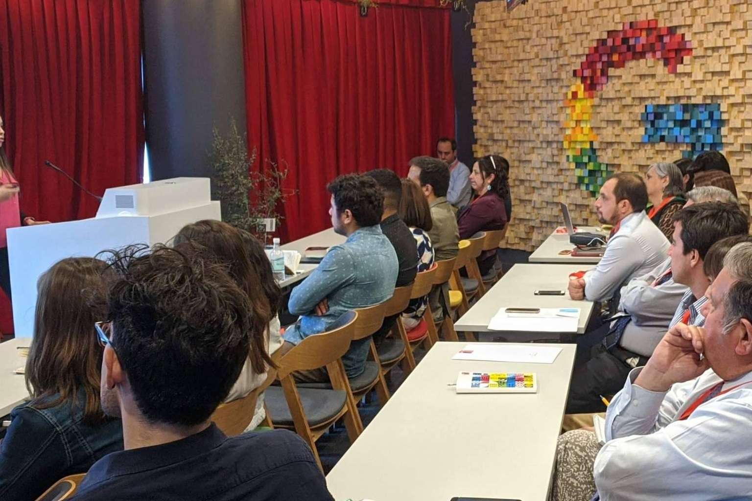 Transformar la manera de enseñar más rápido, diseñar el futuro