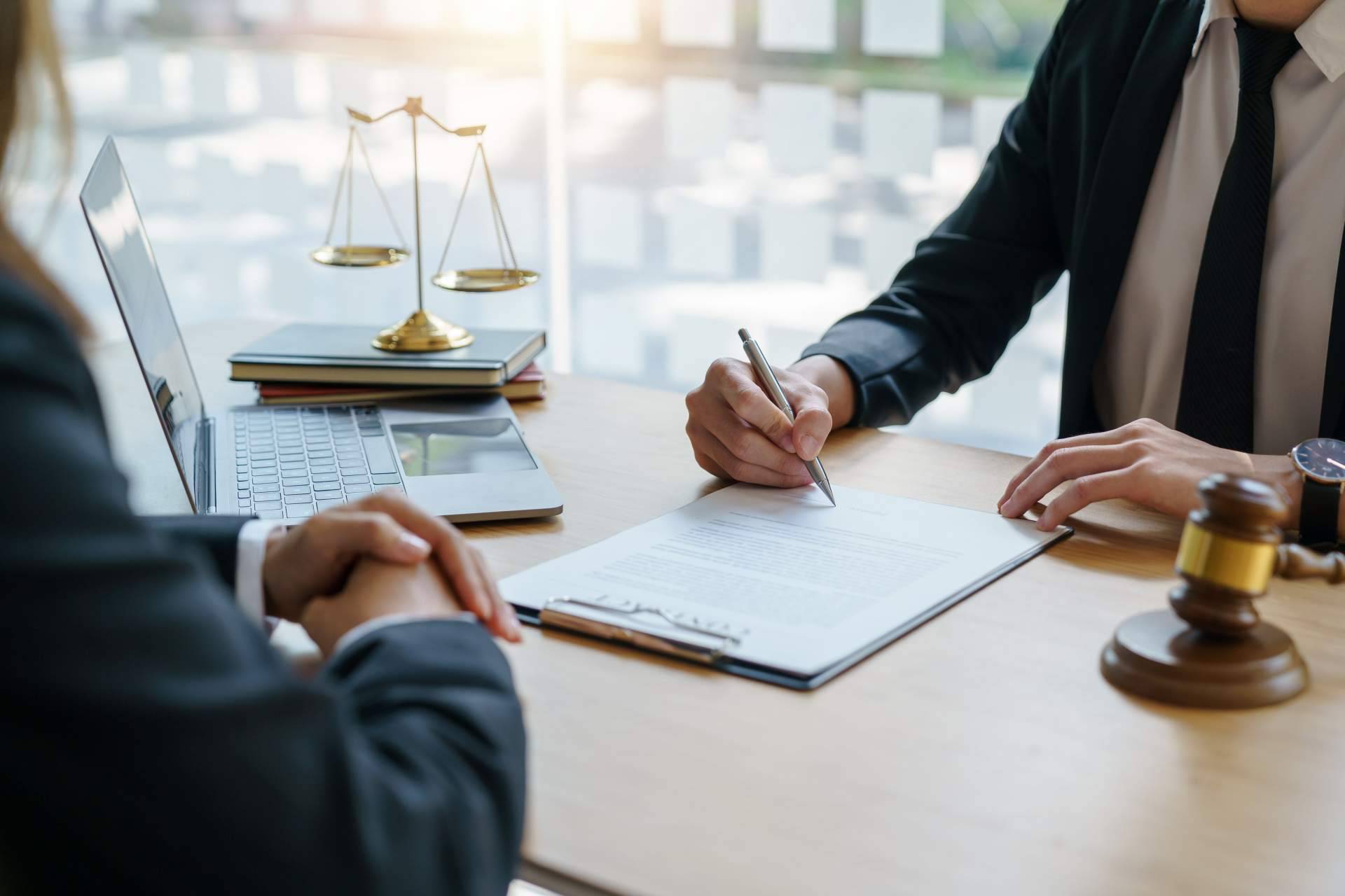¿Cómo deben vender los bancos las tarjetas revolving a partir de ahora?, por Sello Legal Abogados
