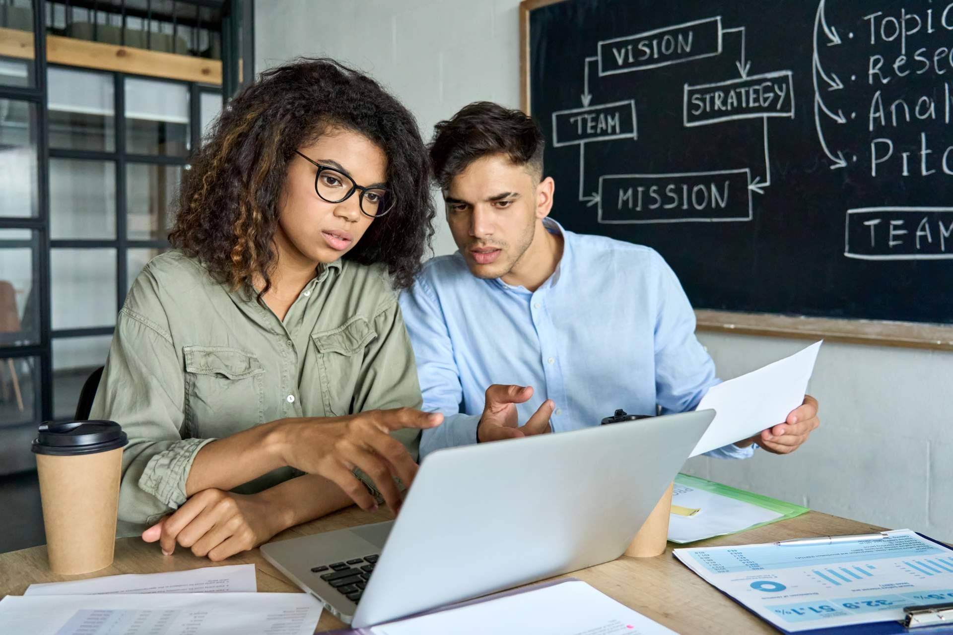 Los beneficios de apuntarse a cursos homologados para aprobar una oposición, por Opositer