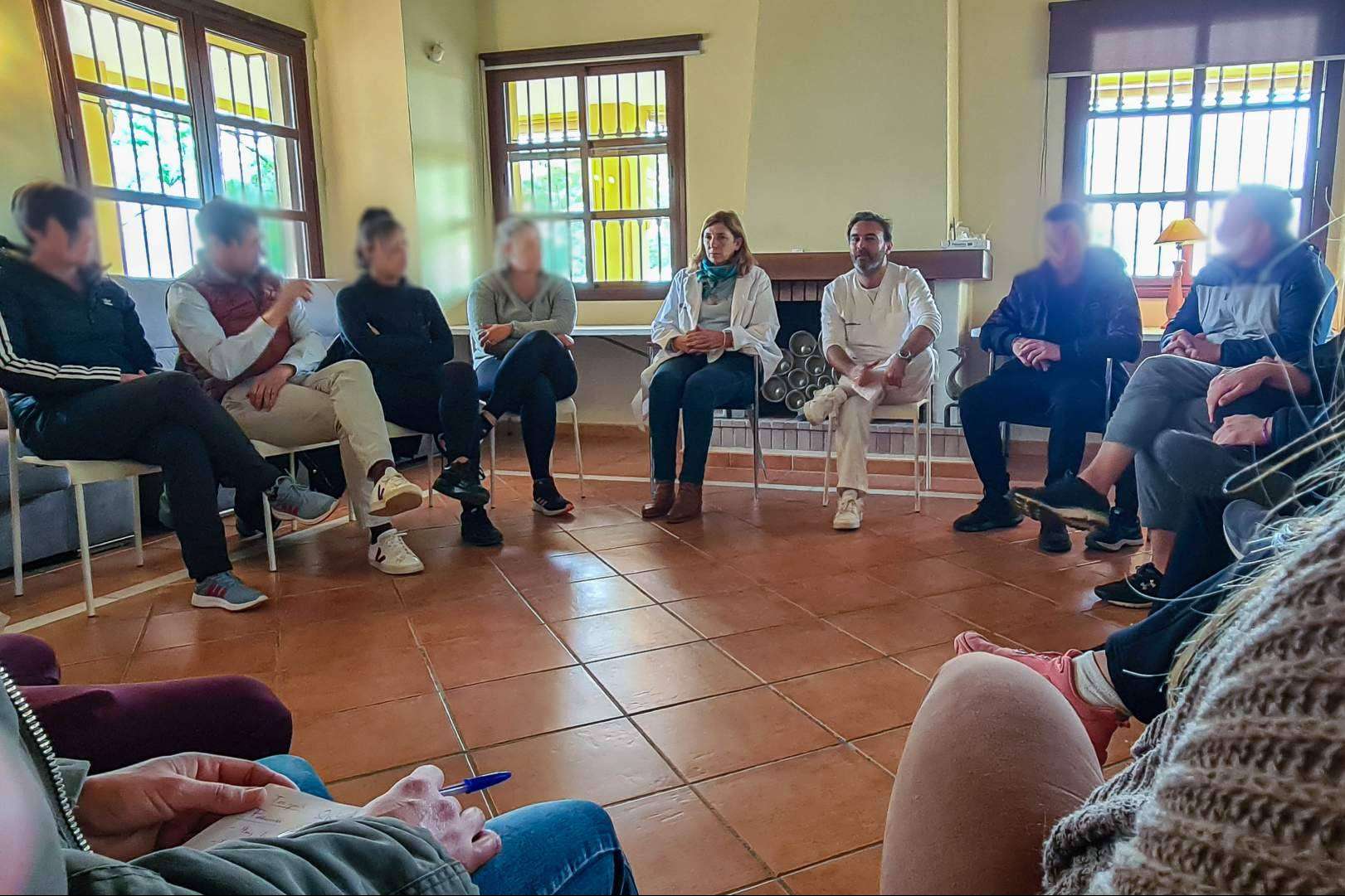 Grupo Guadalsalus enumera las señales que alertan de una posible adicción en un familiar o amigo