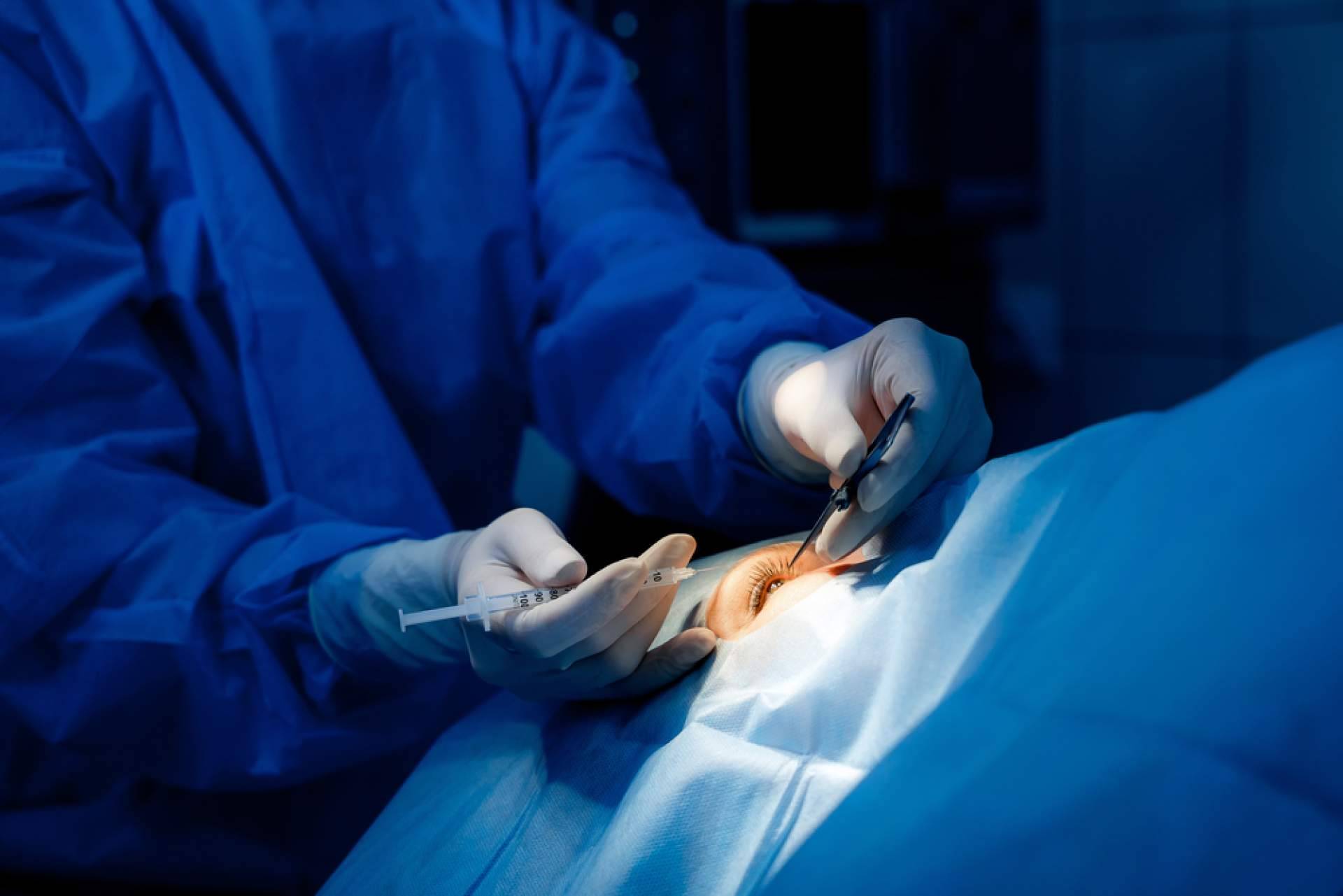 ¿En qué consiste la cirugía de presbicia bilateral con lentes multifocales?, por el Departamento de Oftalmología del Instituto Universitario Dexeus