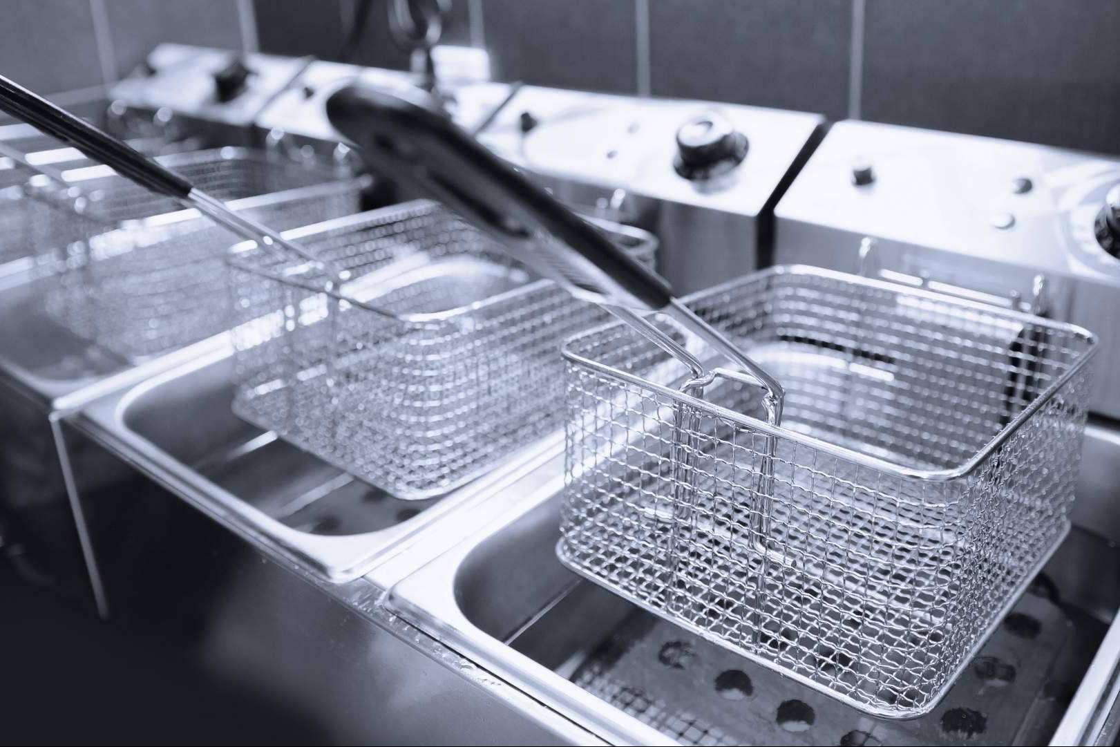 La guía de compra de freidoras industriales de Auxihostelería
