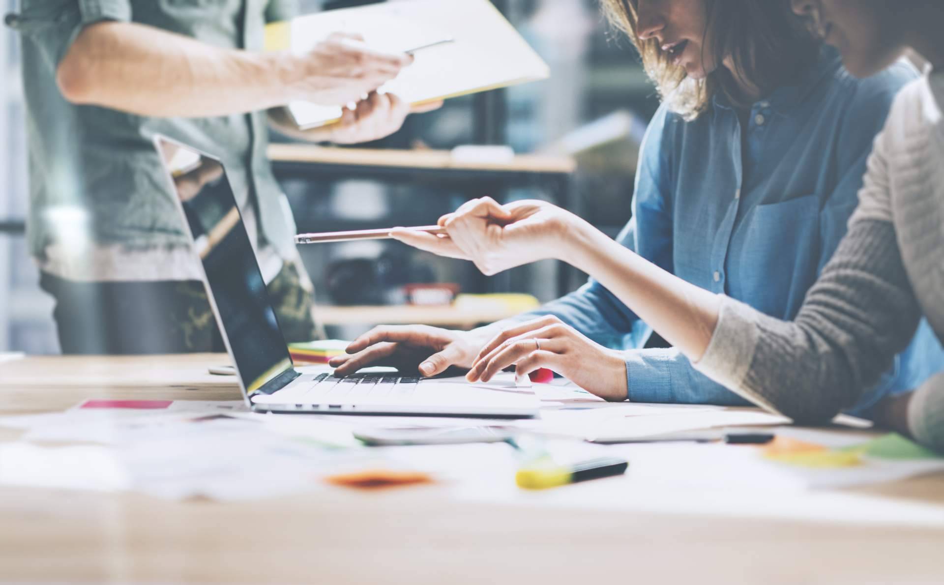 Contratar servicios de marketing digital de la mano de expertos como los de sucommunitymanager.com
