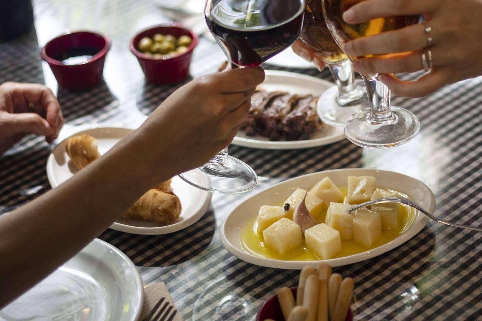 Una alternativa para los veganos y vegetarianos, los calçots de Pasa Tapas