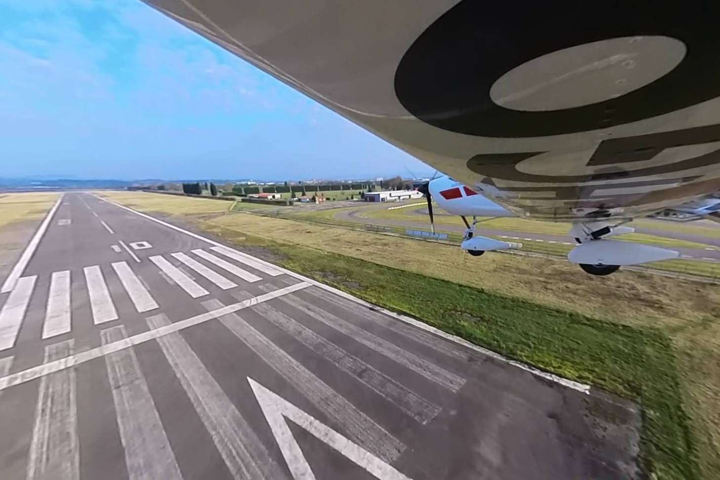 ¿En qué consiste la experiencia de piloto por un día que ofrece Asturfly?