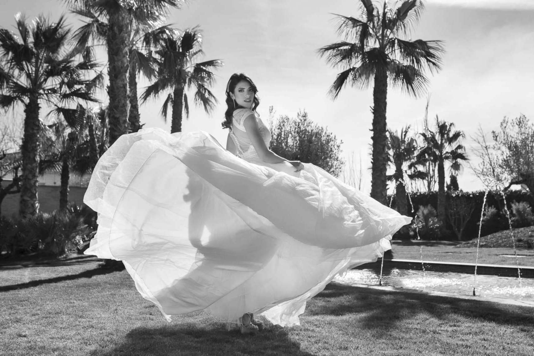 PELUQUERÍA SABAI ofrece servicios de maquillaje y peluquería para novias