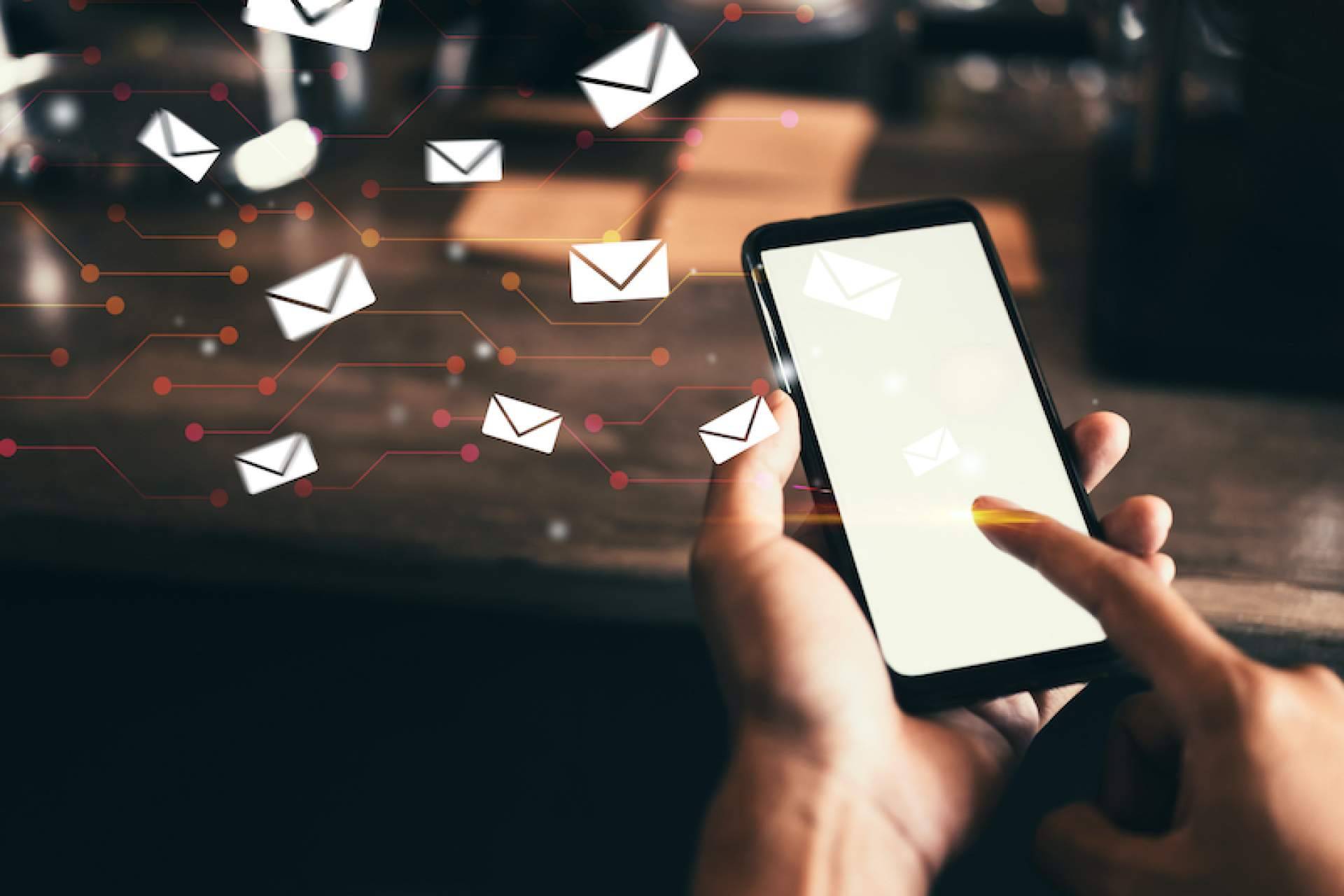 Aviva Voice y las ventajas del SMS para marketing del comercio minorista
