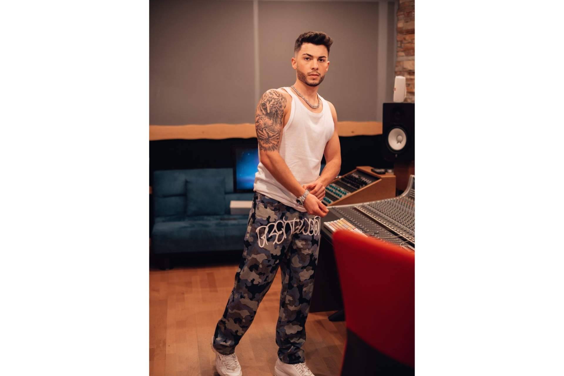Dolce con 3 sencillos logra más de 500.000 Streams en Spotify