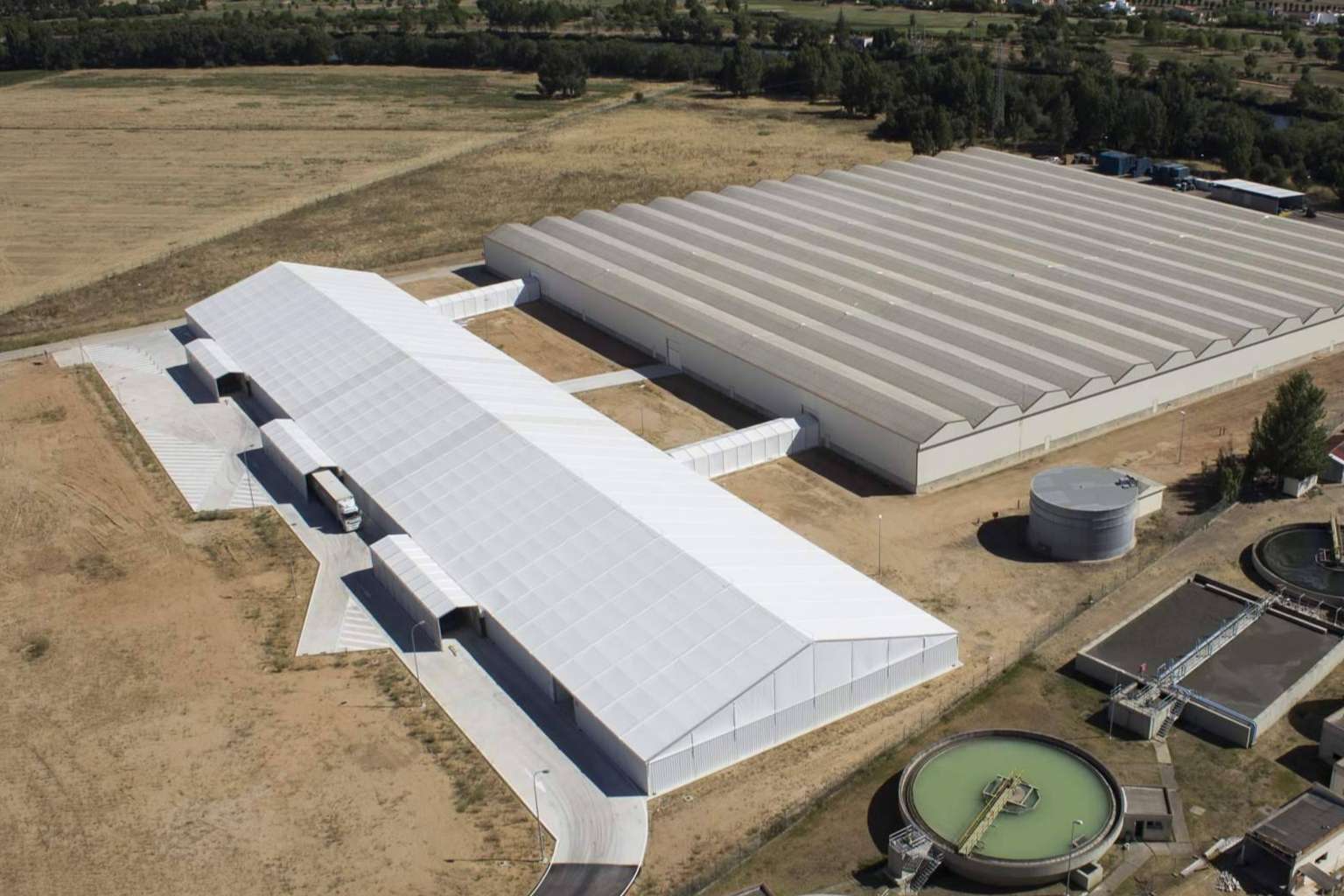 Carpas y naves desmontables ligeras con ForoTec