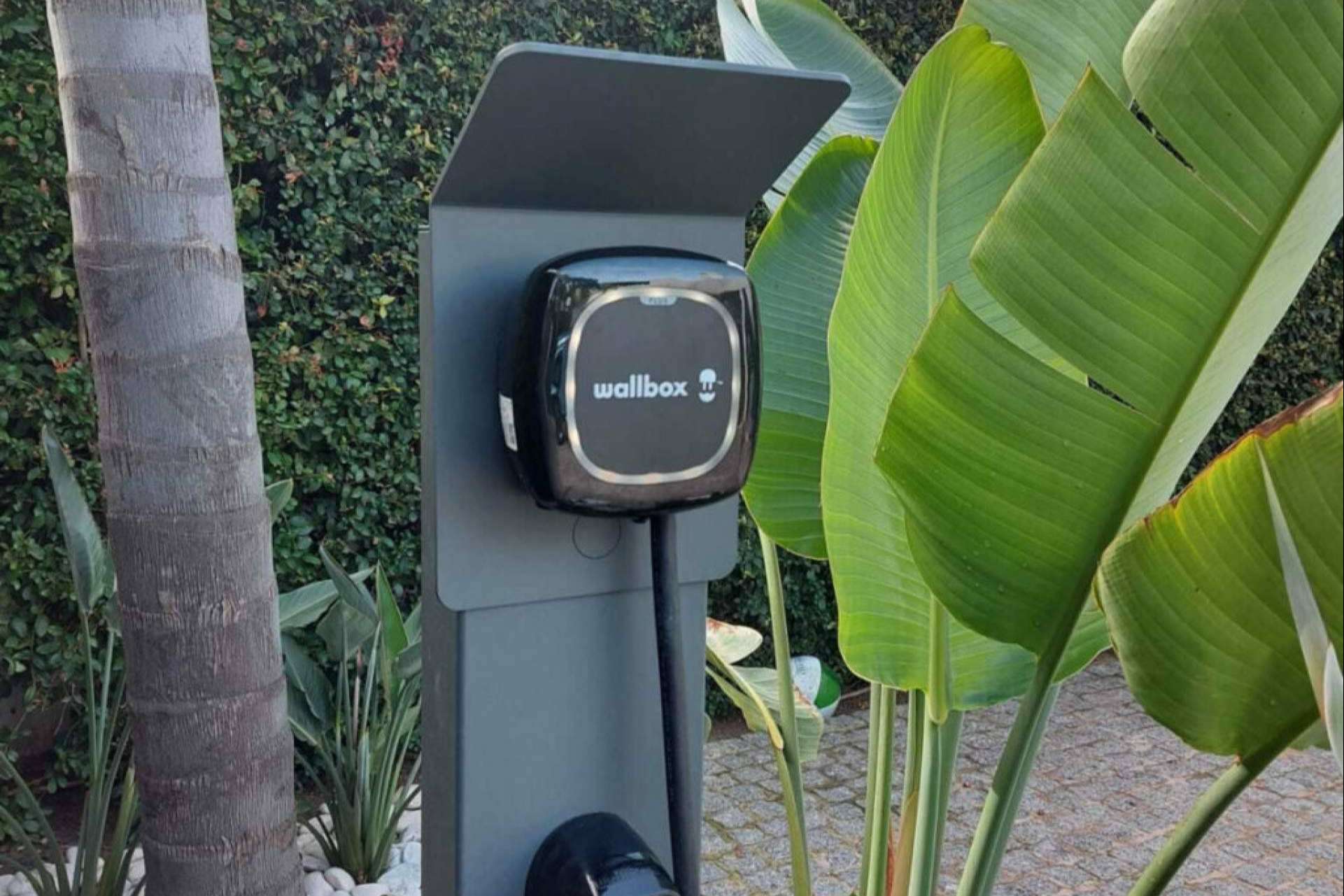 ChargeGuru explica por qué los conductores de vehículos eléctricos eligen cargar en casa