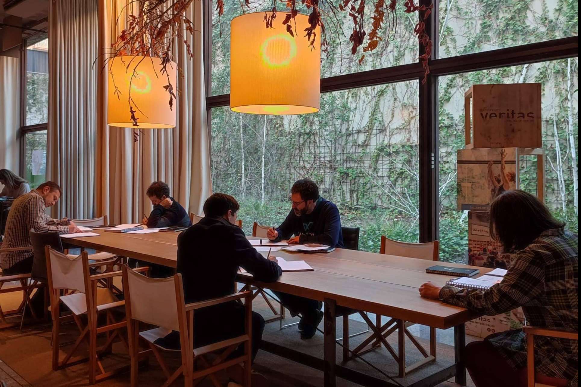 La importancia del acompañamiento entre pares en el entorno empresarial