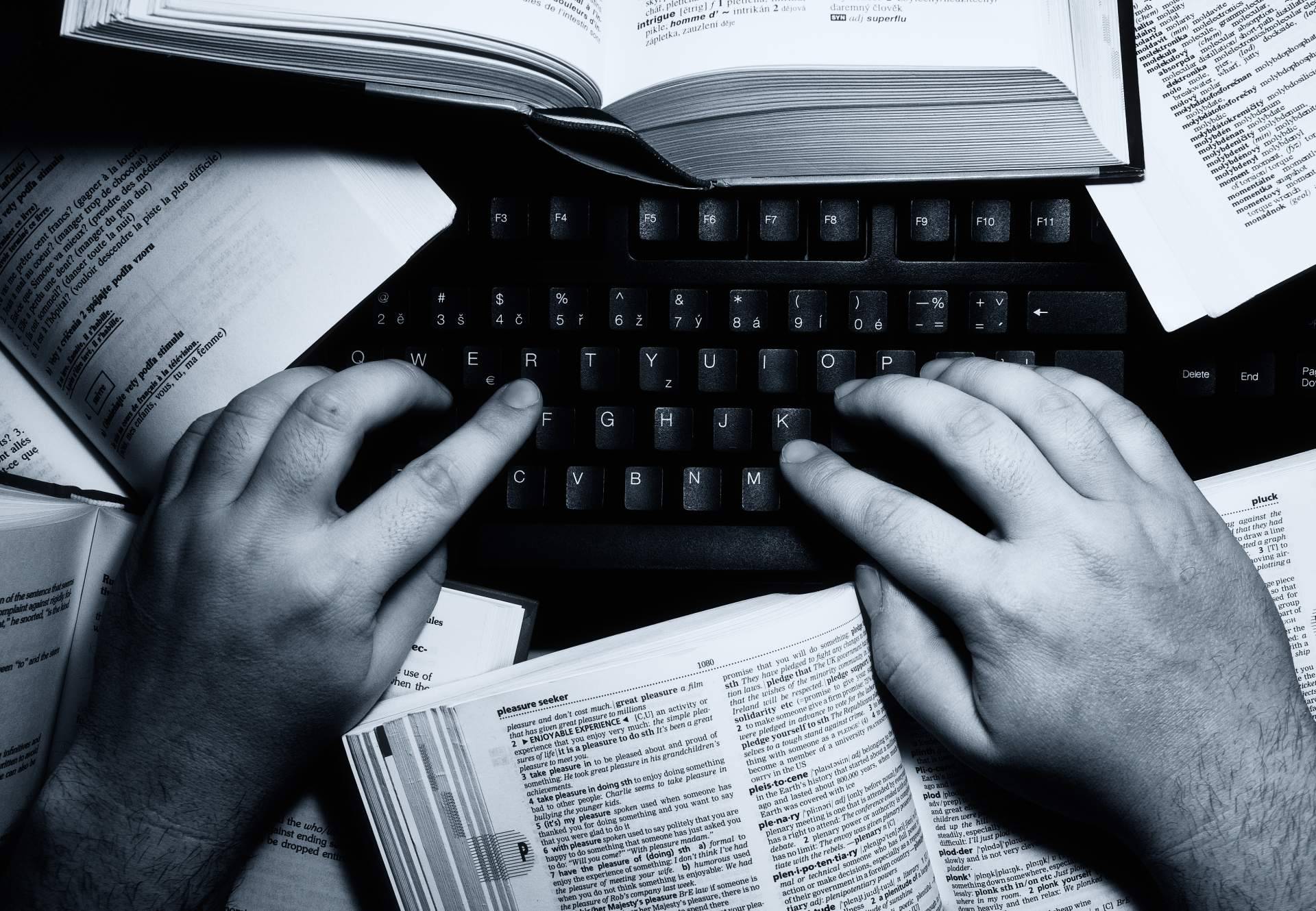 ¿Cómo elegir los servicios de traducciones profesionales para empresas?