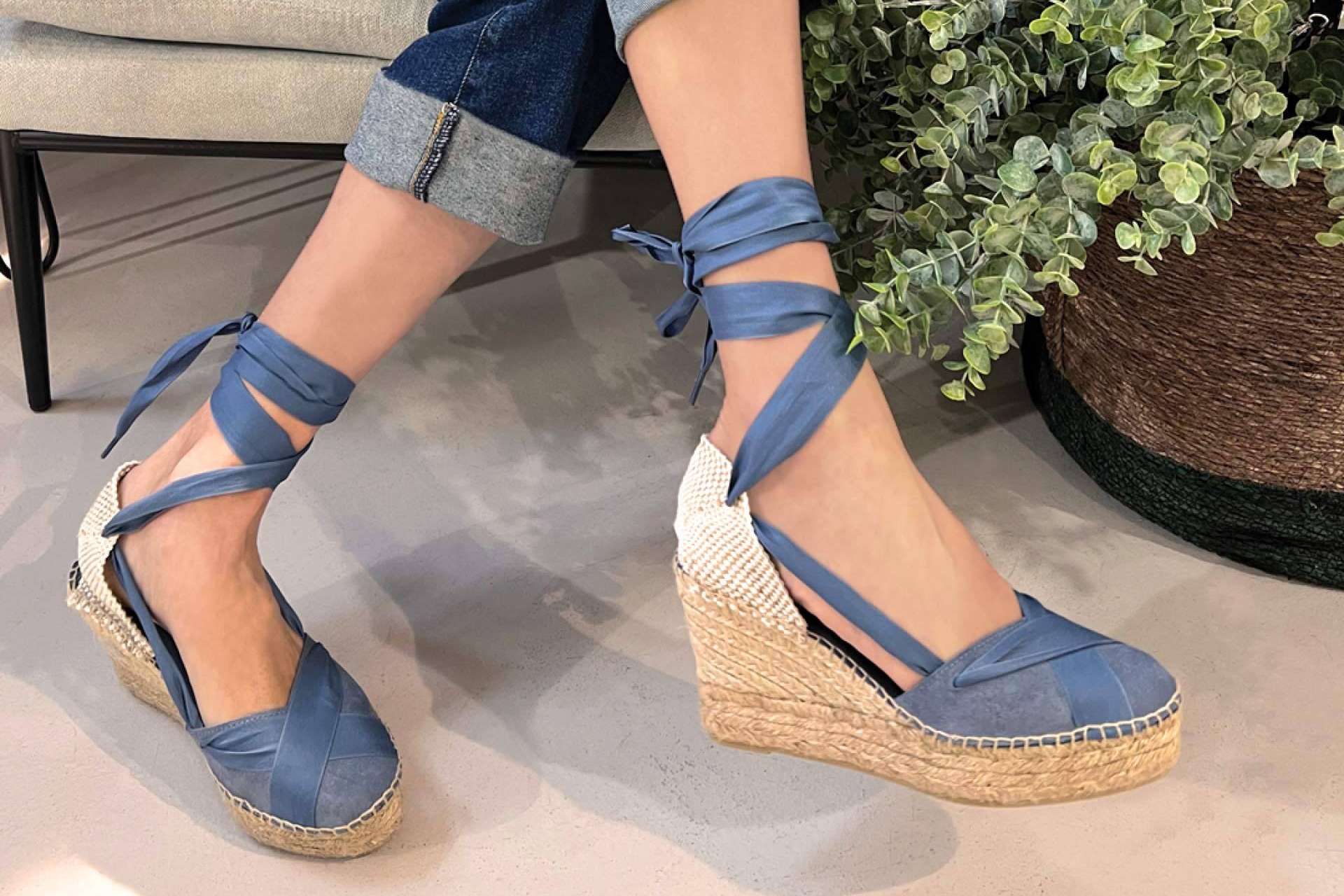 Juncal Aguirre y sus colecciones propias de calzado que siguen las últimas tendencias en moda y son fabricadas íntegramente en España