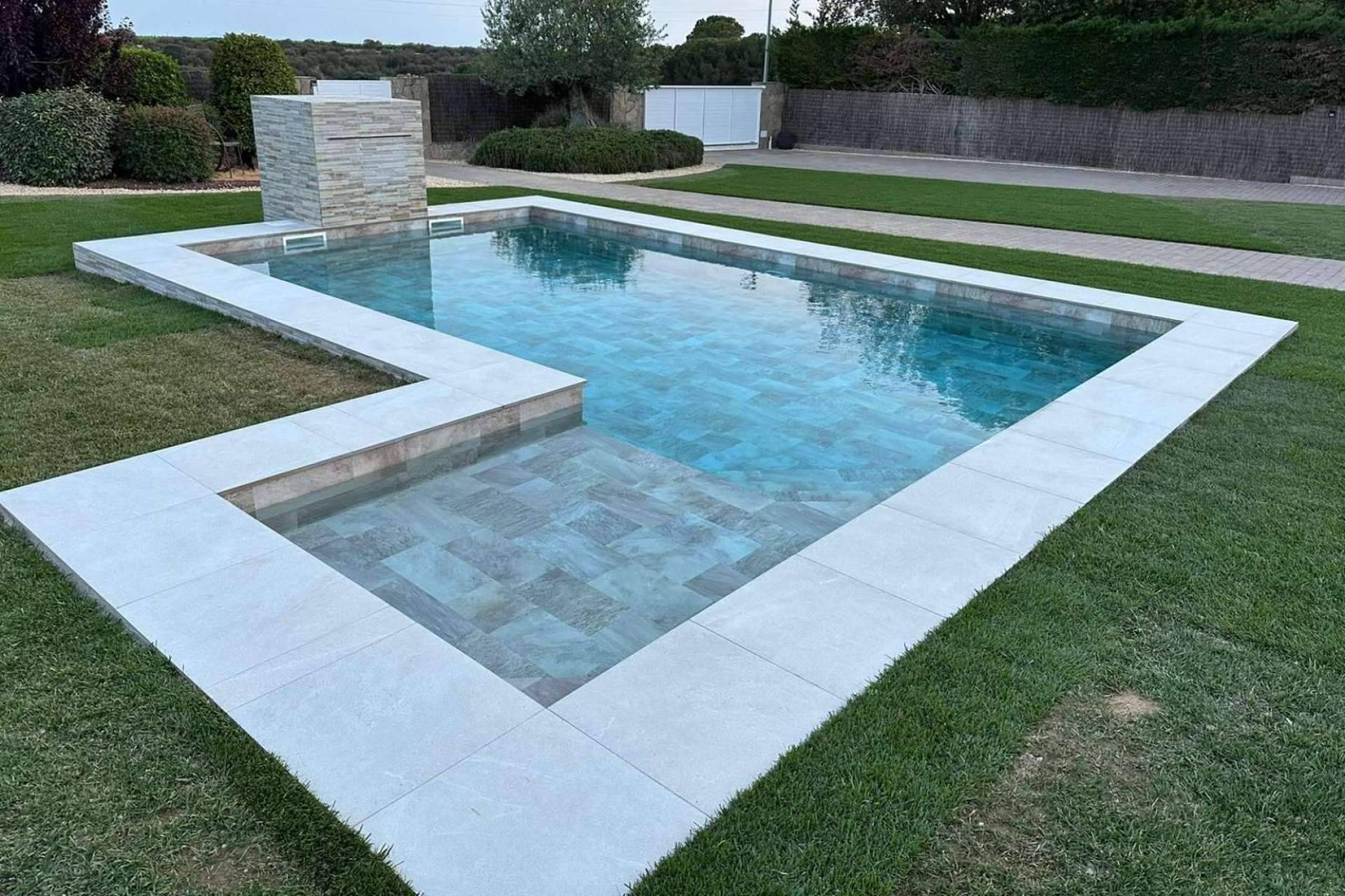 Esencial Pool, expertos en rehabilitación de piscinas
