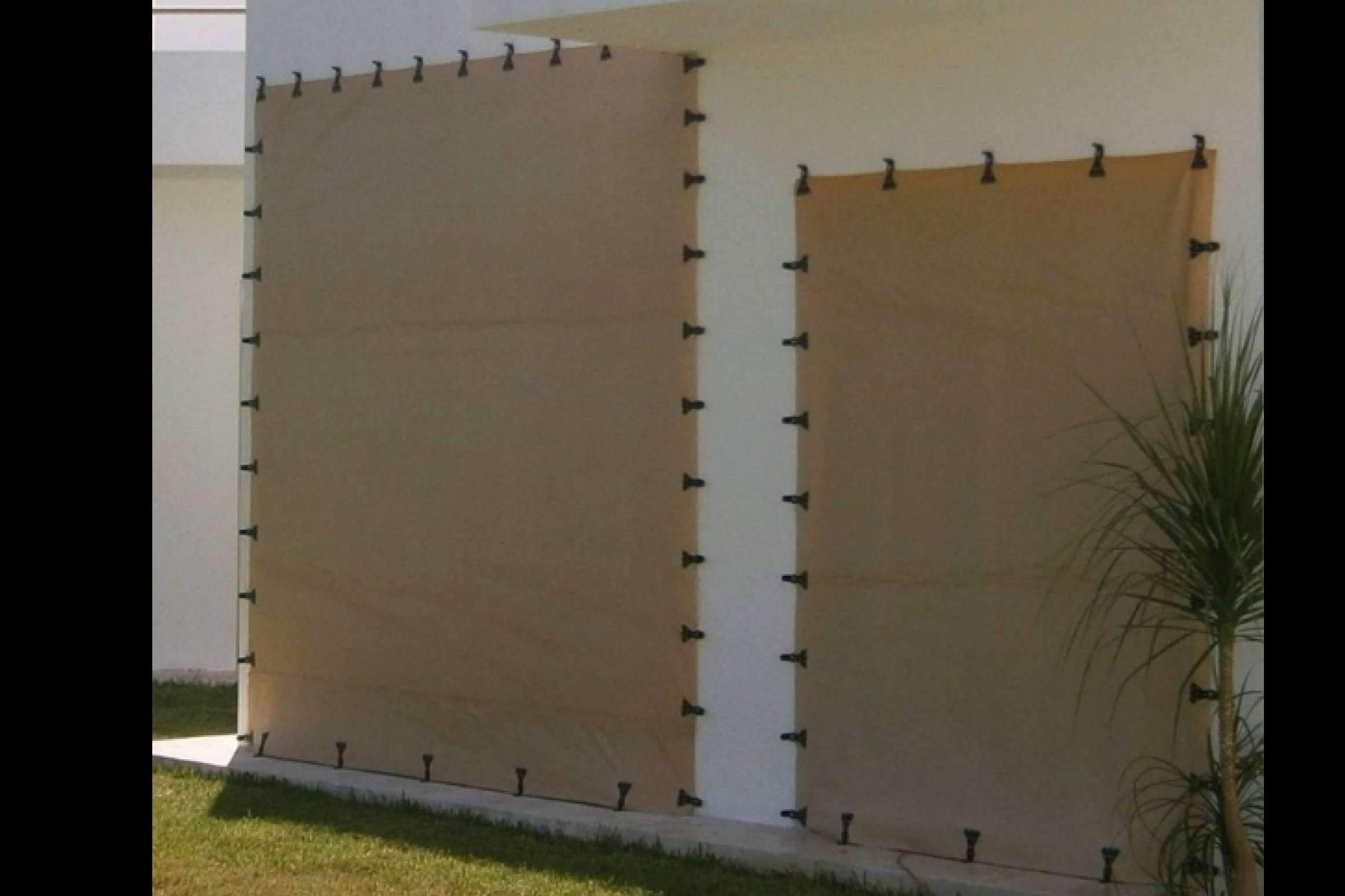 Hurricane Solution ofrece una solución empresarial inteligente para garantizar la continuidad de un negocio con su eficiente protección contra huracanes