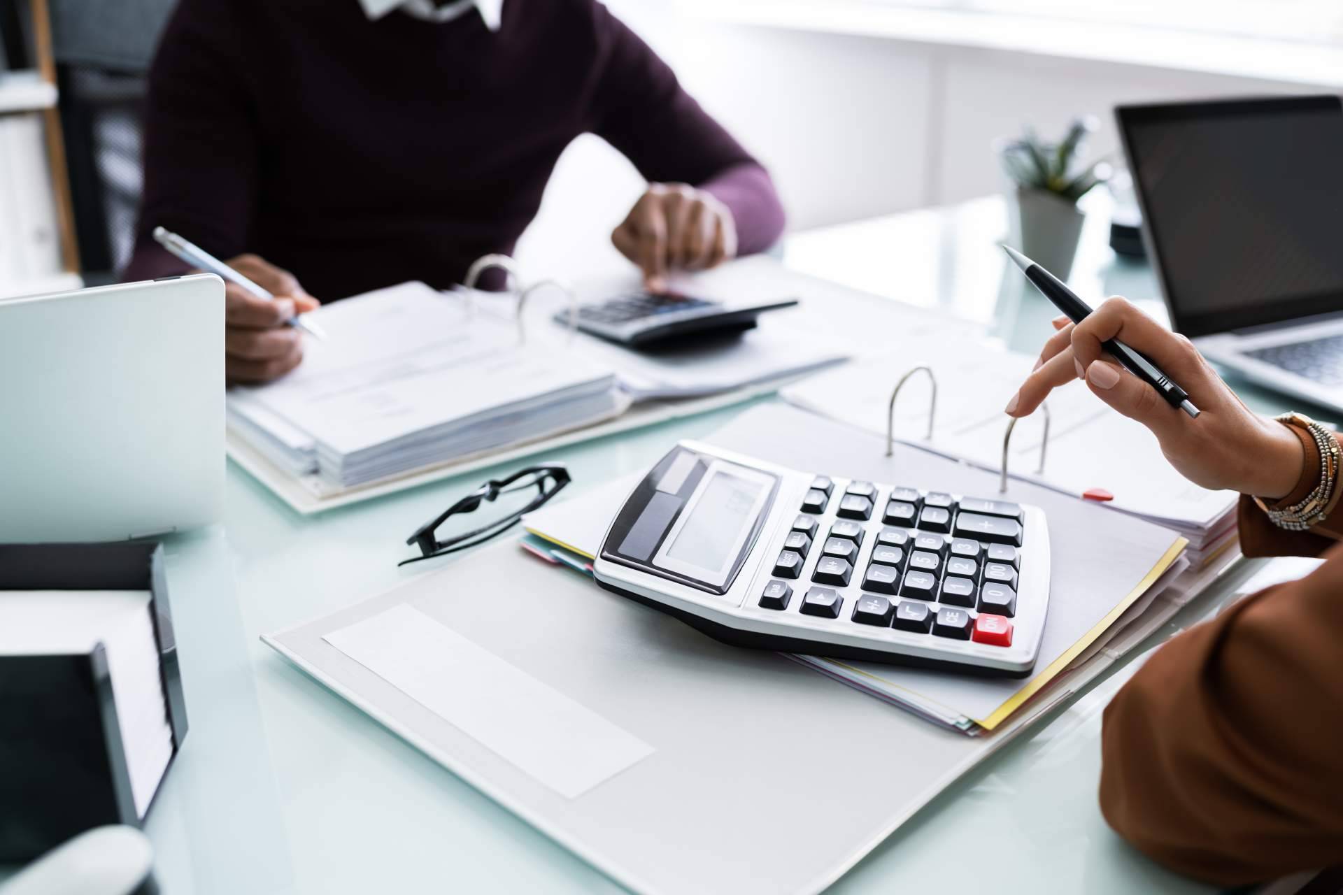 Garantías de Union Credit and Guarantee para impuestos especiales