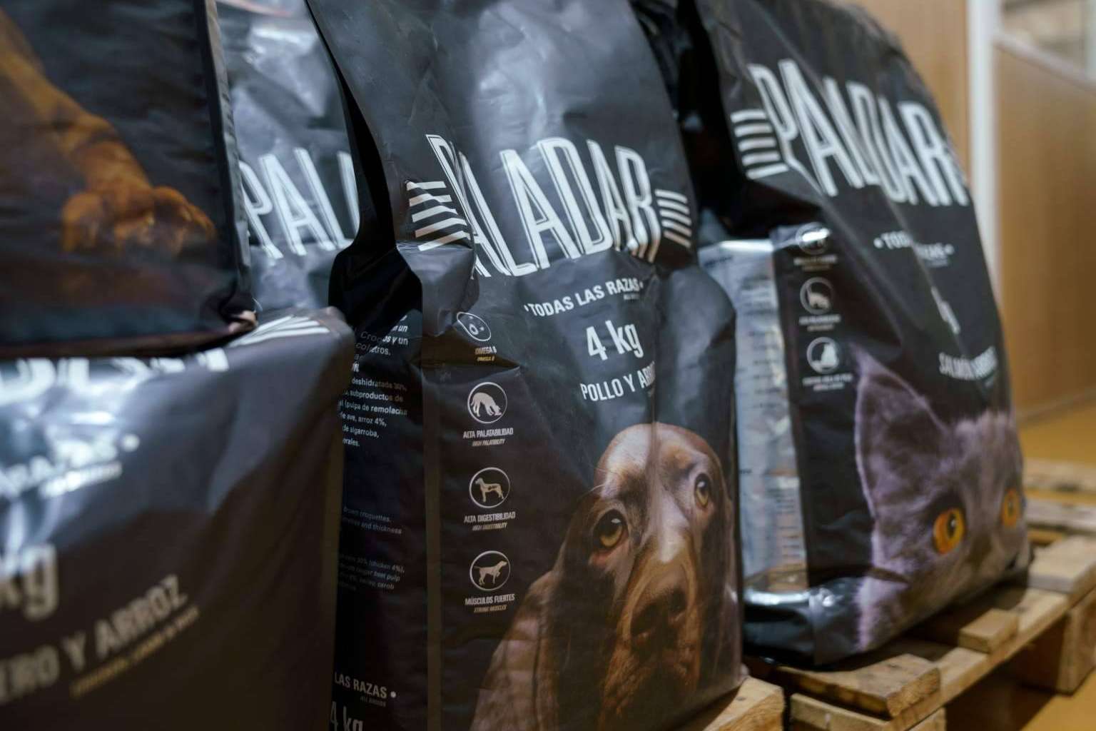 ¿Cómo son los productos para mascotas de AVICON?