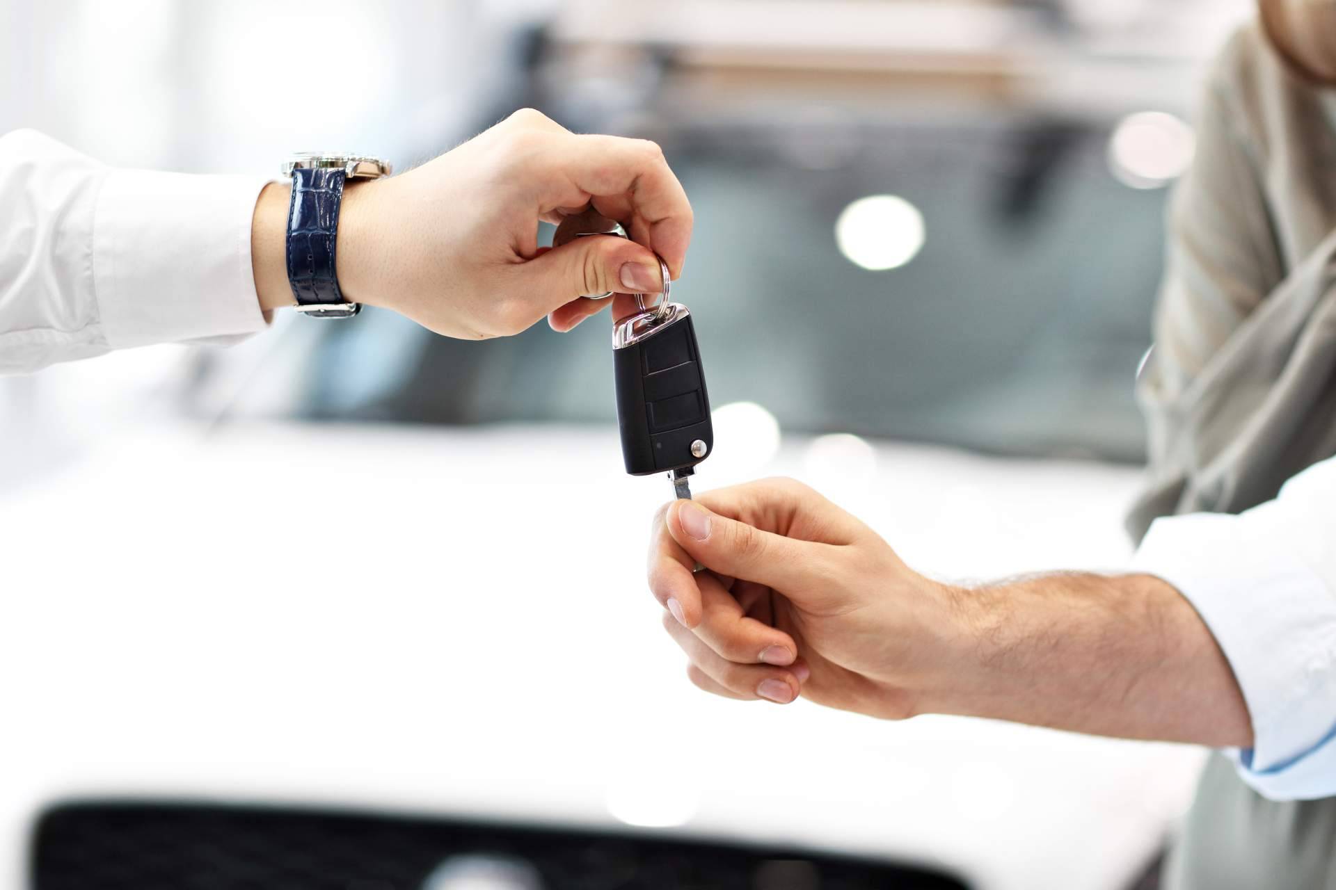 Compraventa de vehículos de ocasión certificados con MID Car
