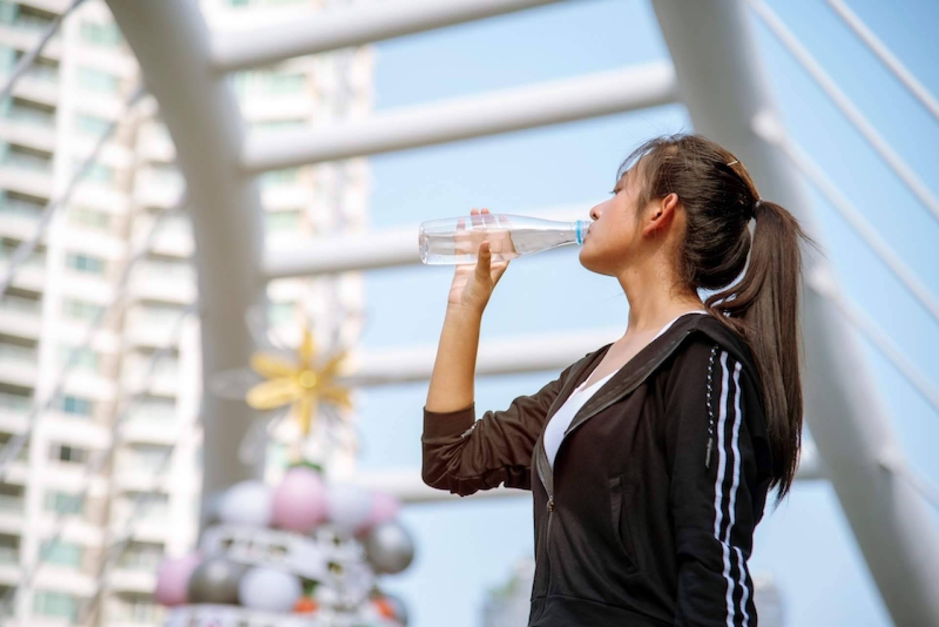 Cuidar la piel en verano desde dentro con la ayuda del Centro de Naturopatía y la Salud