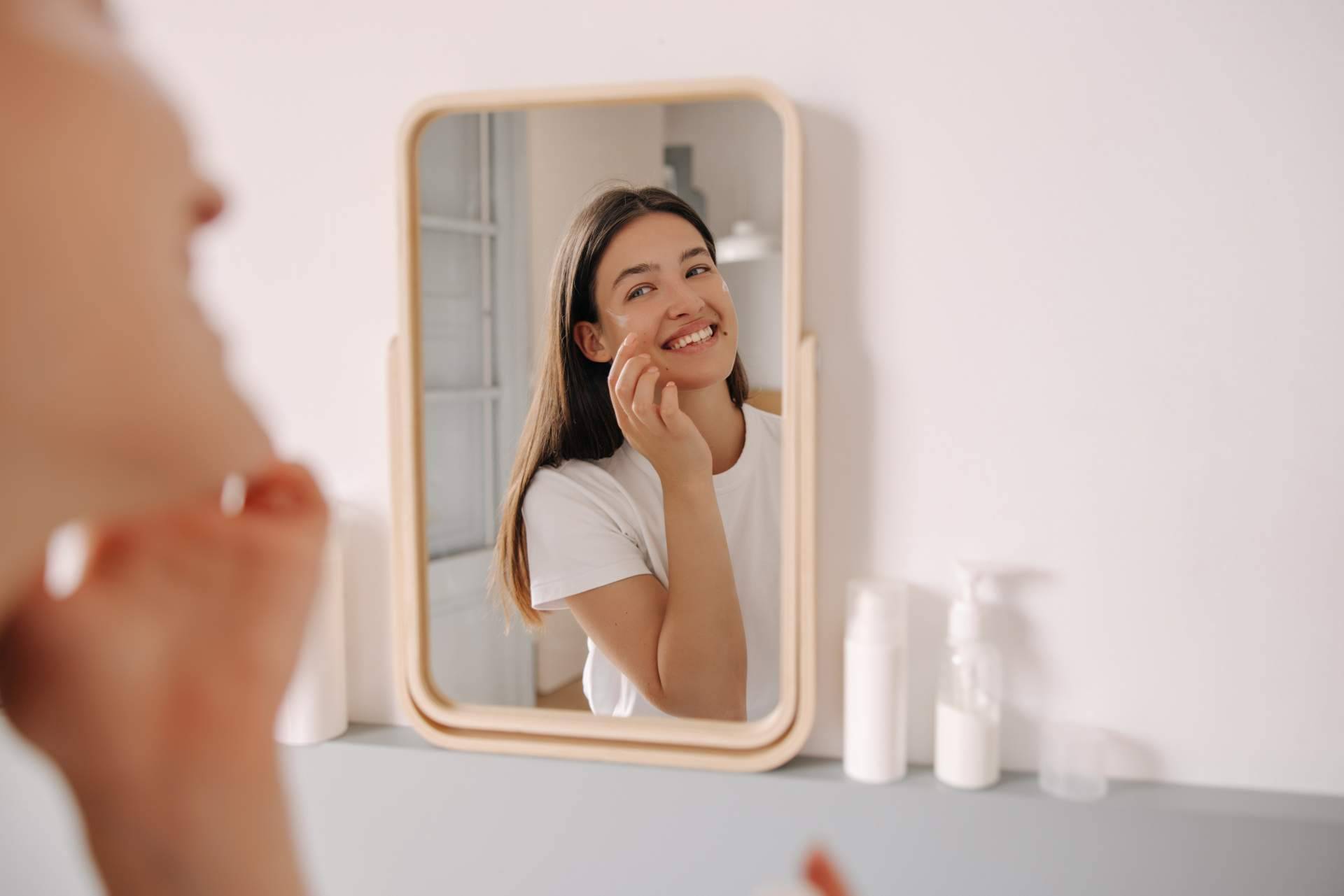 ¿Cómo limpiar e hidratar el rostro sin alterar la barrera protectora de la piel? Cerave
