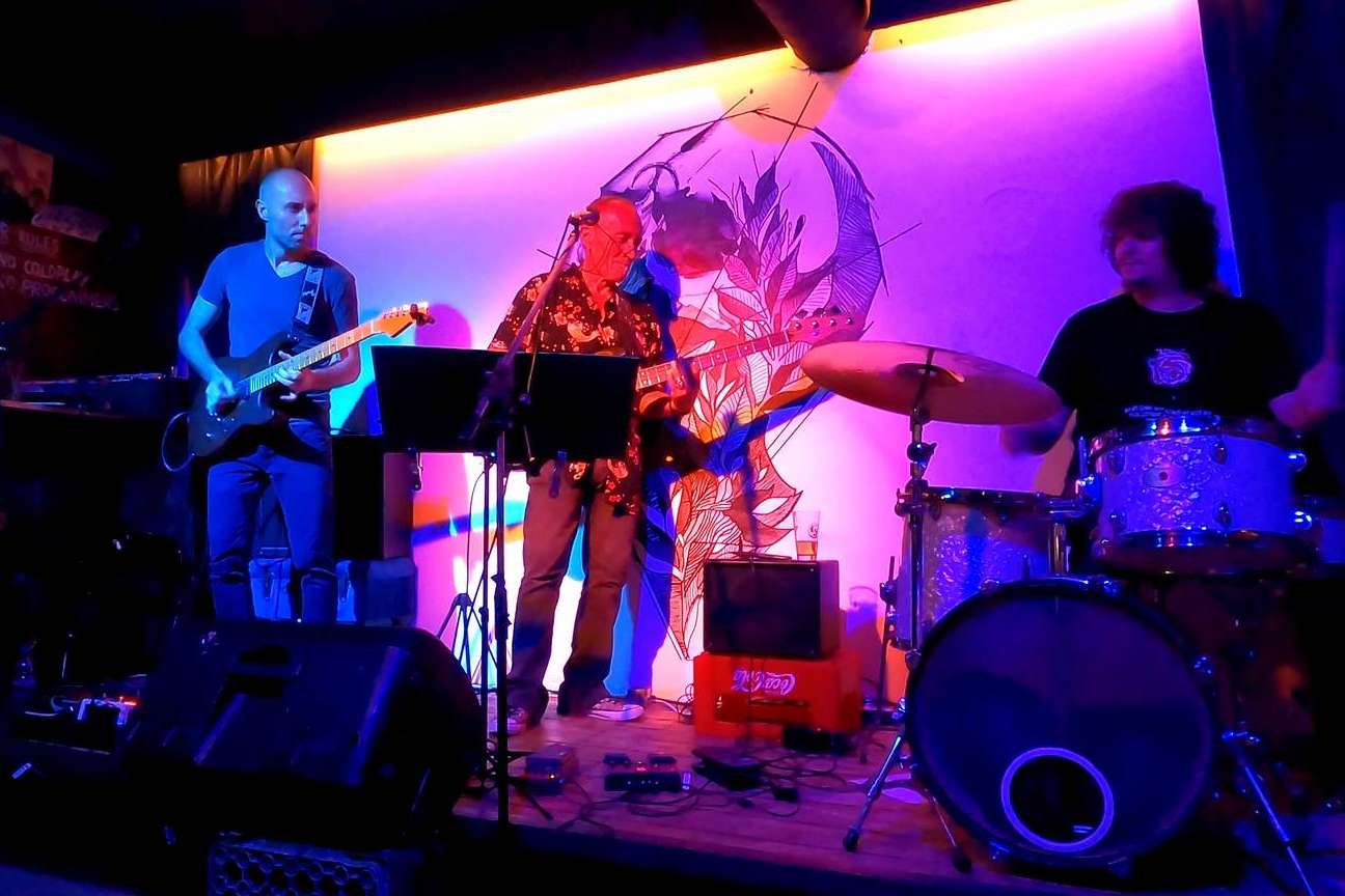 El rock experimental de los EXP3 con Eddie Lover, Maurizio Rotaris y Luis García Cerdeña