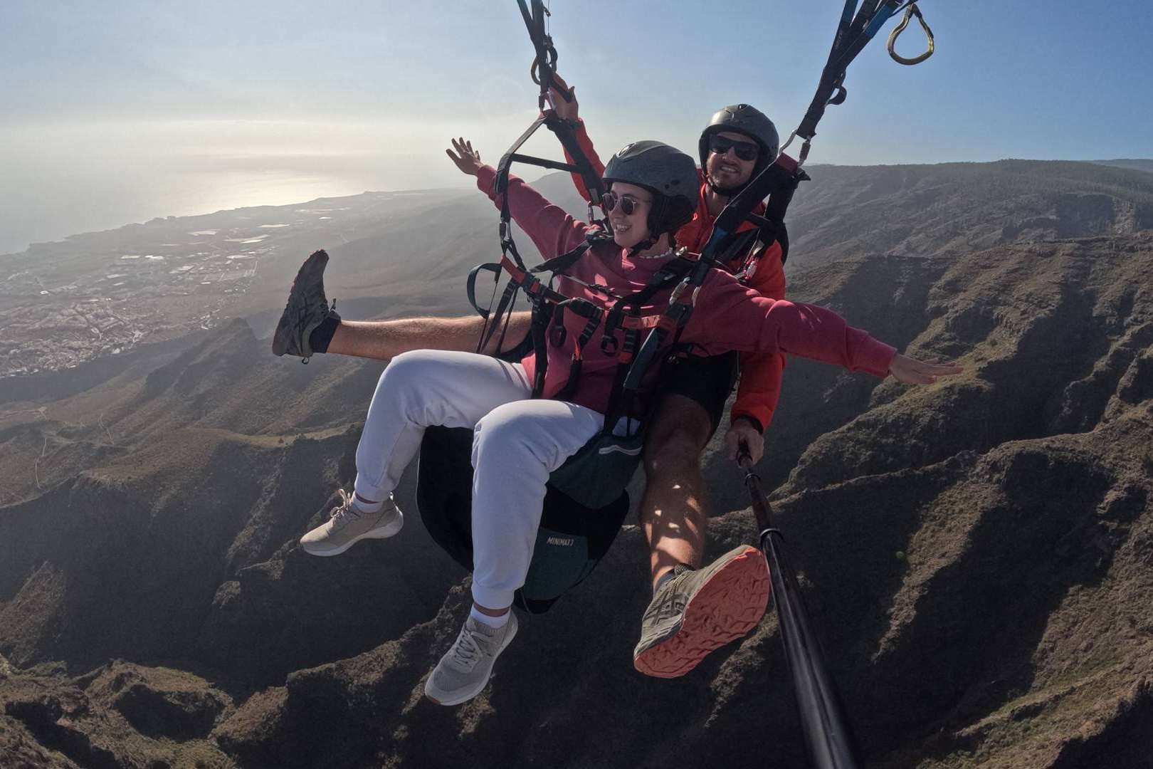 Disfrutar del cielo de Tenerife gracias a los vuelos en parapente que ofrece Tenerfly
