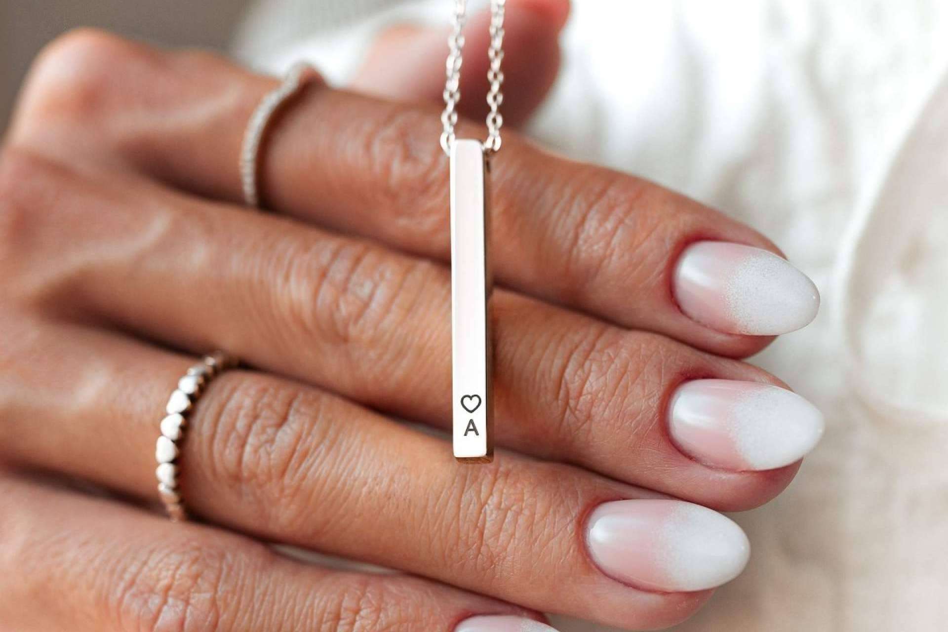 ¿Cómo cuidar joyas en verano? Los consejos de Le Petite Marie