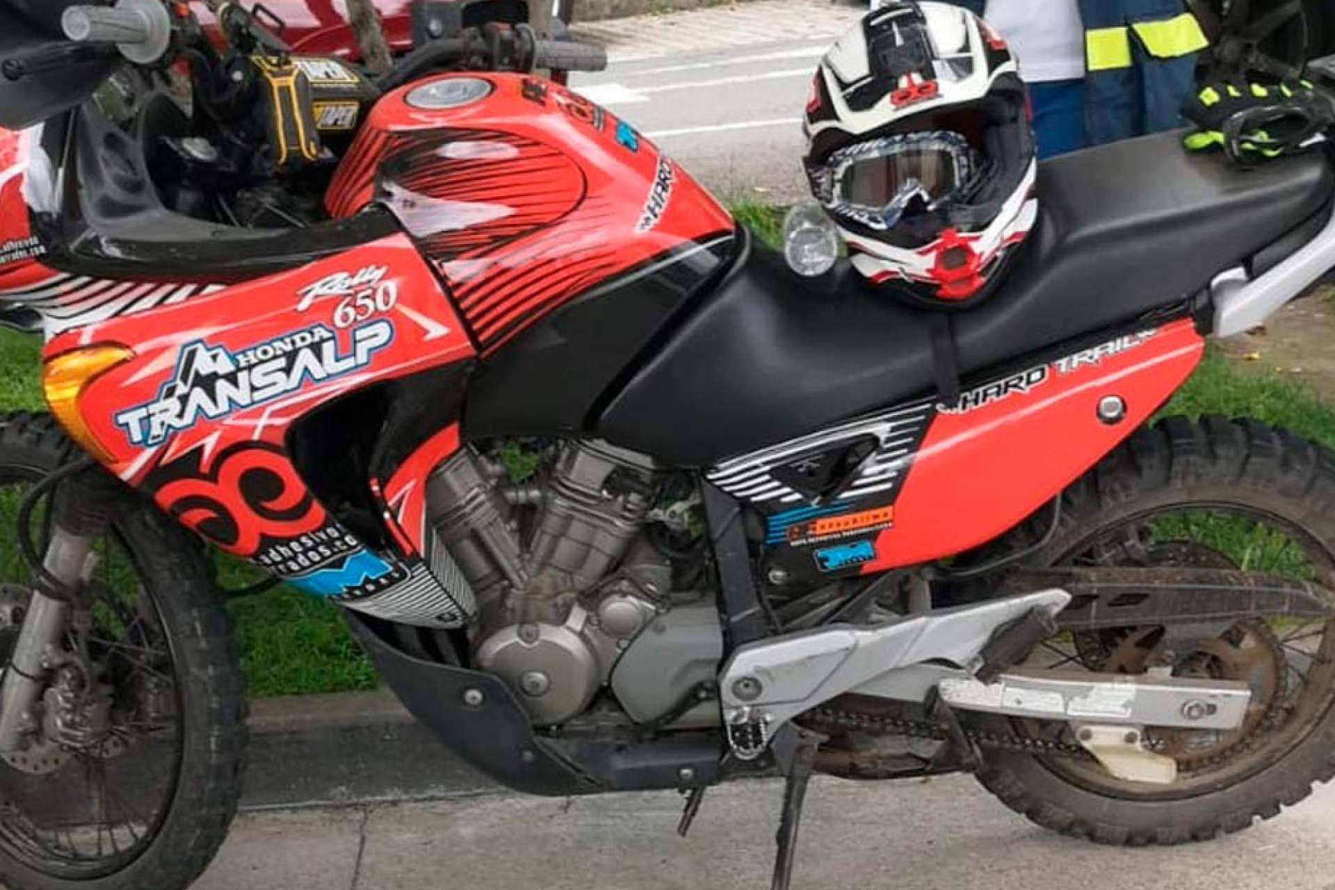 ADHESIVOSEMBARRADOS, expertos en la personalización de adhesivos para motos