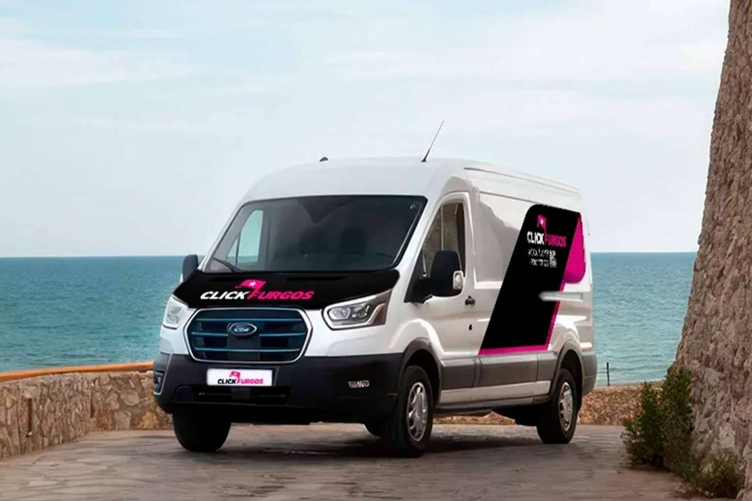 Alquiler de furgonetas en Valencia, de la mano de ClickRent
