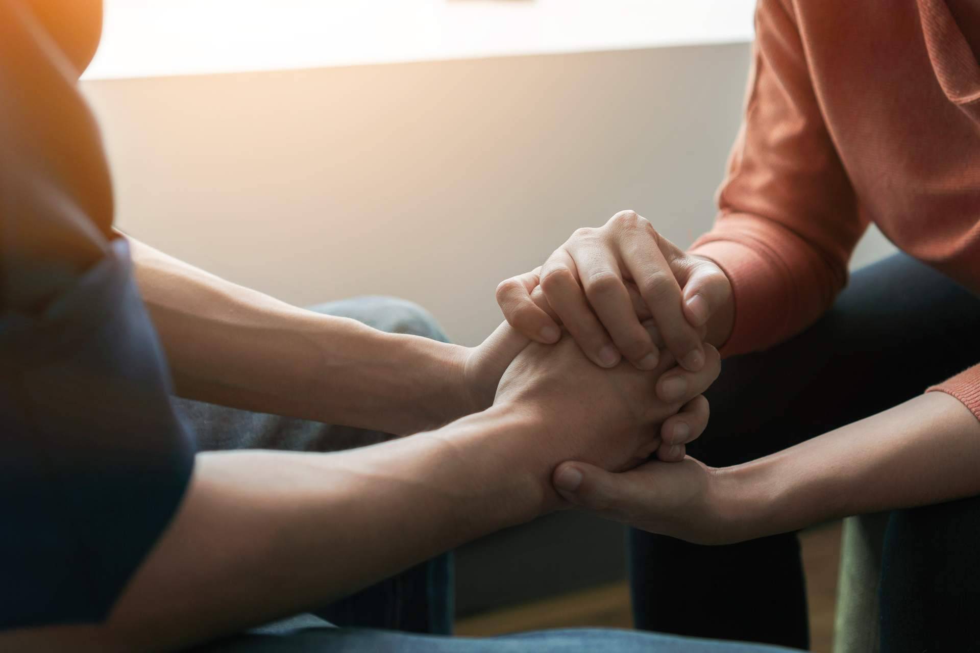 ¿En qué consiste el trabajo de un terapeuta emocional?