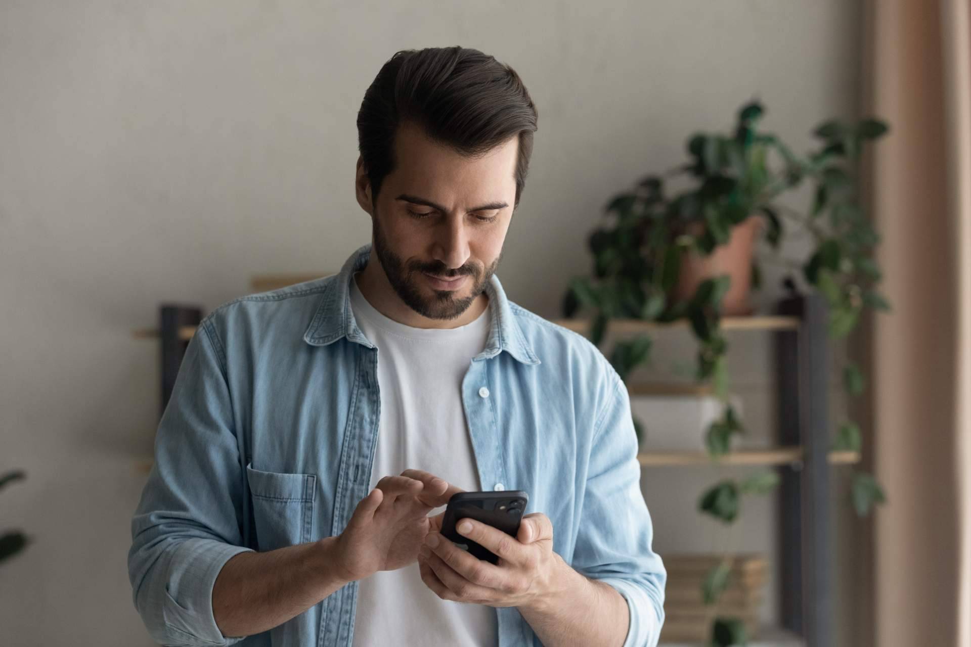 Cómo ganar dinero con YouTube, con Academia Digesit